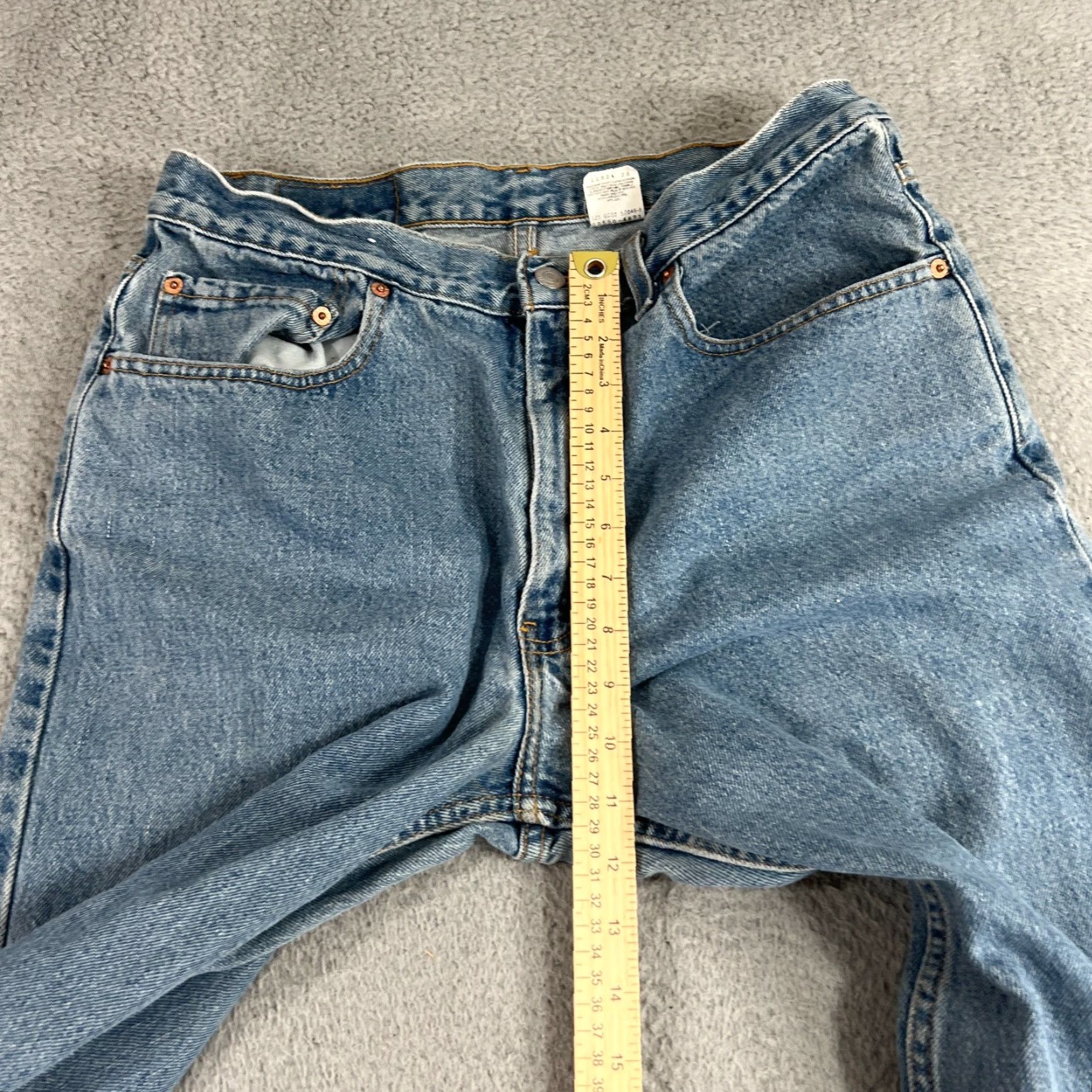 Vintage VINTAGE Levi’s Jeans Mens 34x36 Levis 550 90s Grunge Black Blue Denim Relaxed Straight Size US 34 / EU 50 - 6 Thumbnail