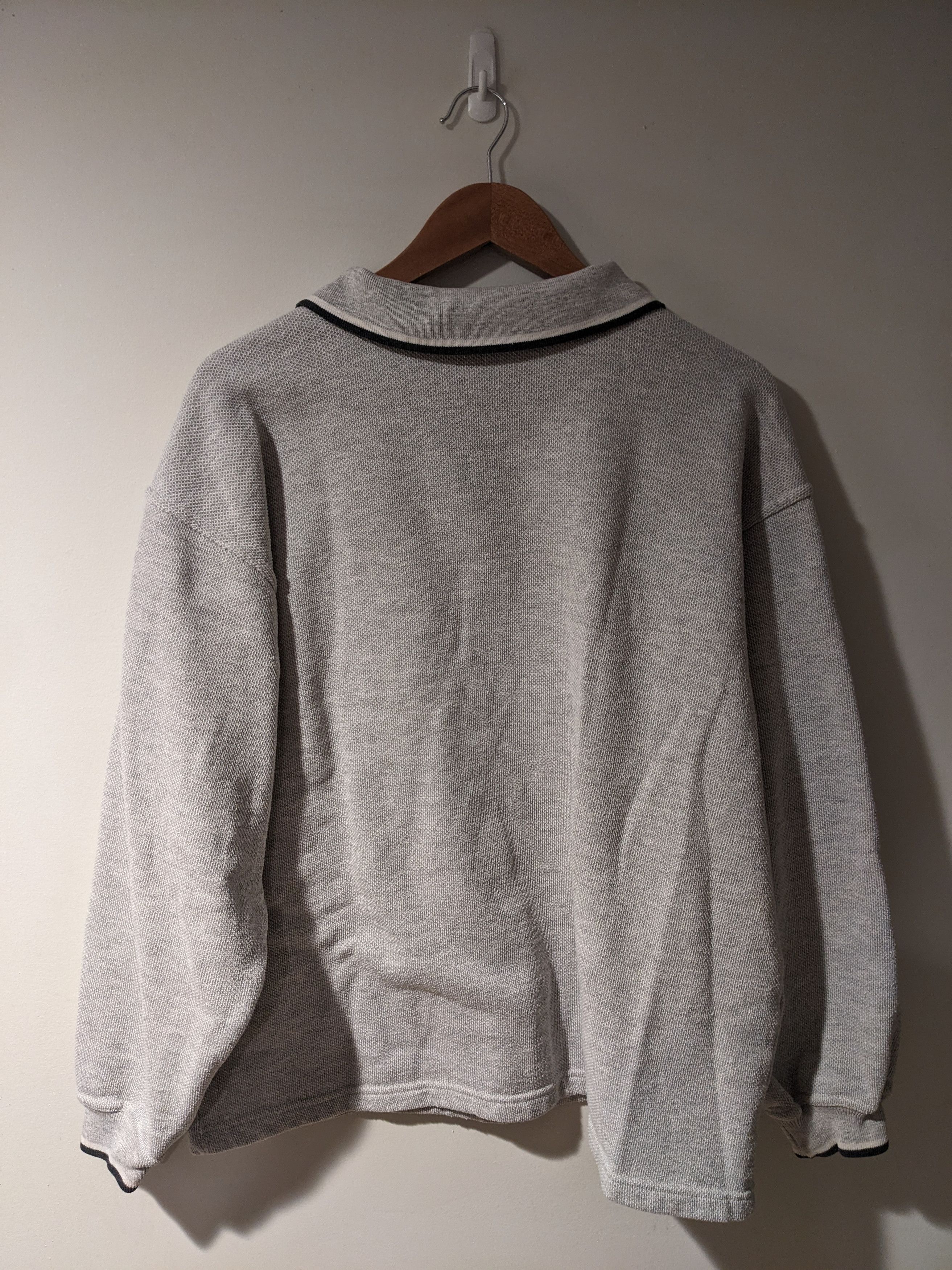 Disney × Vintage Vintage 90s Winnie the Pooh Tigger Gray Large Sweatshirt Size US L / EU 52-54 / 3 - 7 Thumbnail