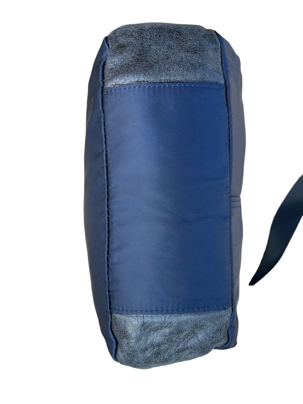 Lanvin Lanvin en bleu Distressed Hybrid Leather Bag Size ONE SIZE - 10 Thumbnail