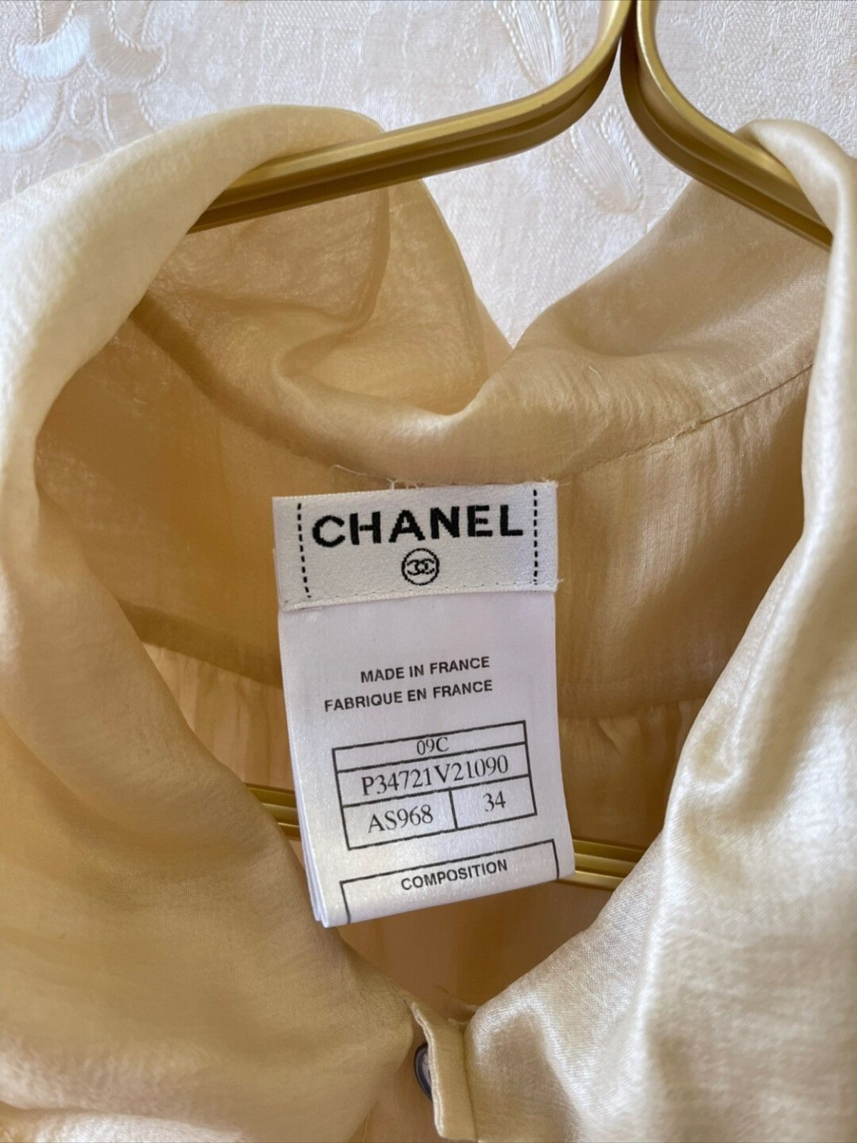 Chanel CHANEL SILK BLOUSE Size XS / US 0-2 / IT 36-38 - 2 Thumbnail