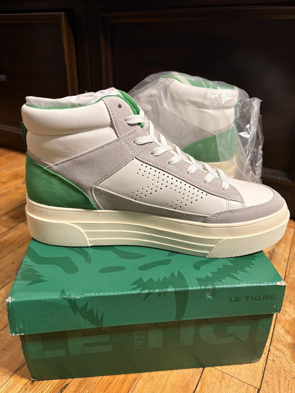 Le TIGRE Le Tigre High Top Sneakers White Green Lace Up Size US 10 / IT 40 - 2 Thumbnail