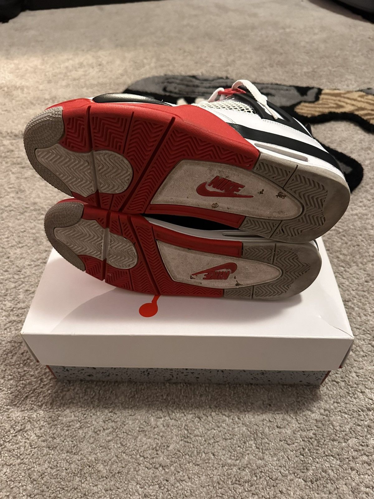 Jordan Brand Air Jordan 4 Retro Fire Red Size US 11 / EU 44 - 5 Thumbnail