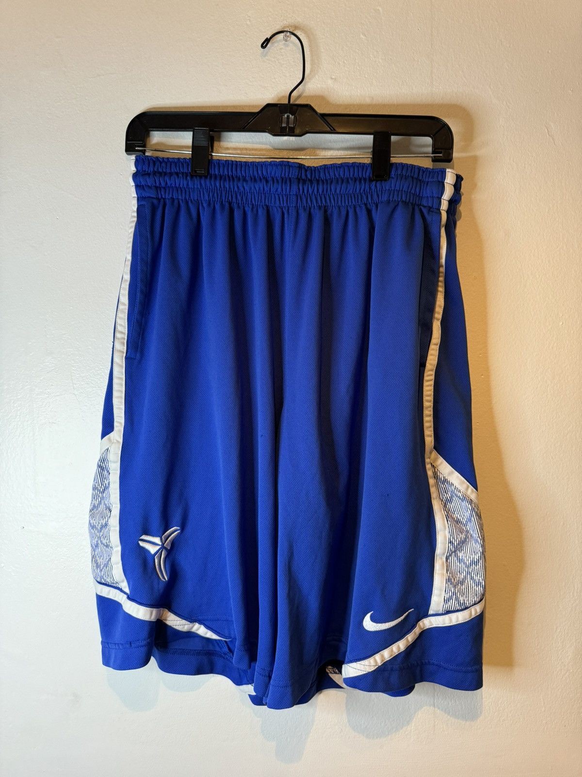 Nike Kobe Bryant Shorts Mens Size XL Blue Dri-Fit Mamba