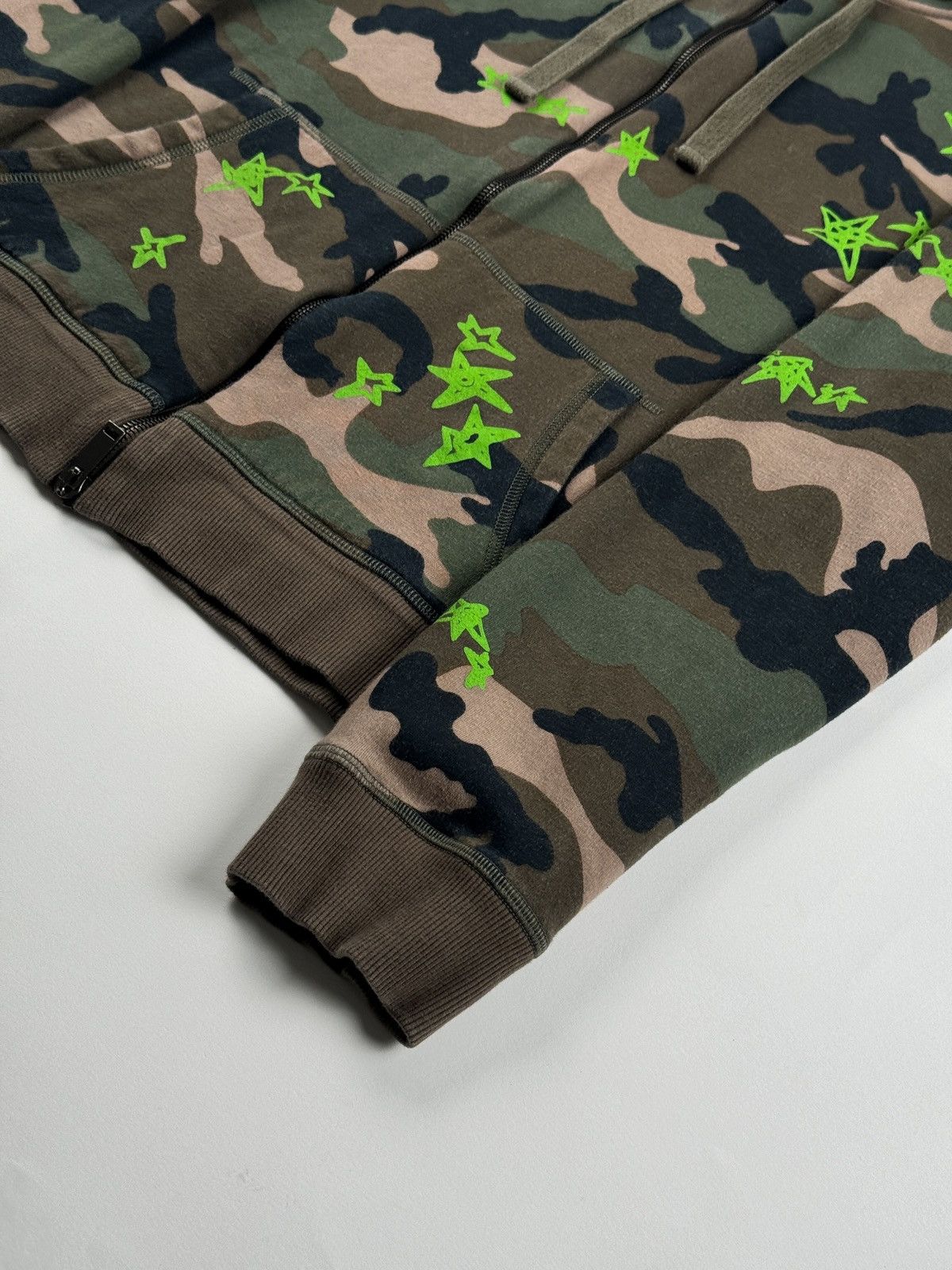 Valentino Valentino Camo Zip Up Hoodie Size US S / EU 44-46 / 1 - 3 Thumbnail