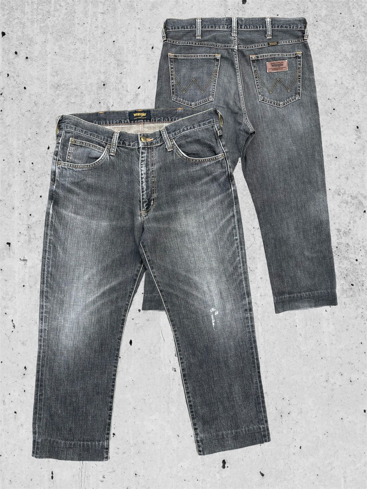 Jean × Wrangler 🔥 Wrangler Black Distressed Denim W34 🔥 Size US 34 / EU 50 - 1 Thumbnail