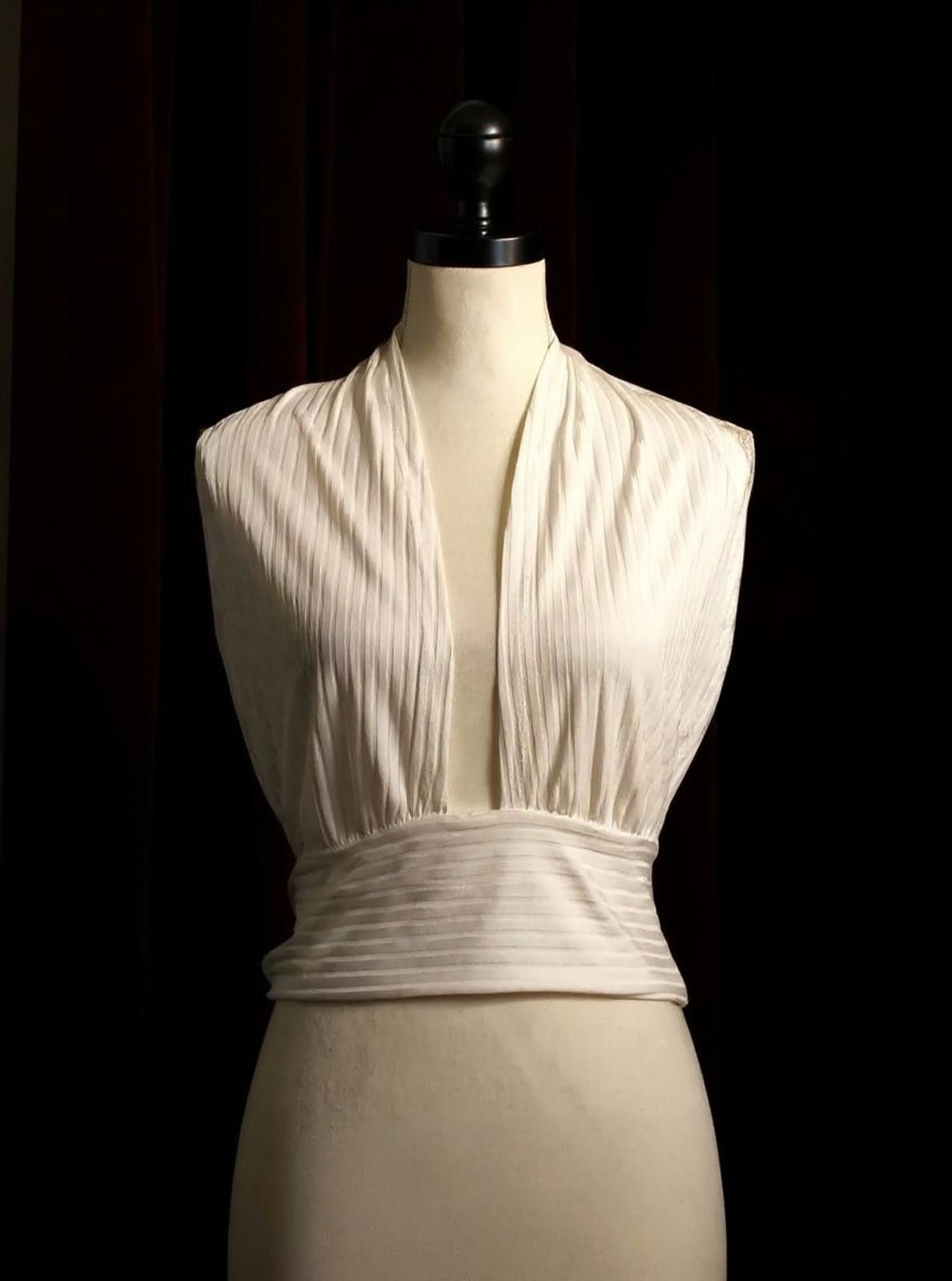 Shein Shein Elegant White Pleated Sleeveless Top Size 0XL Size M / US 6-8 / IT 42-44 - 3 Thumbnail