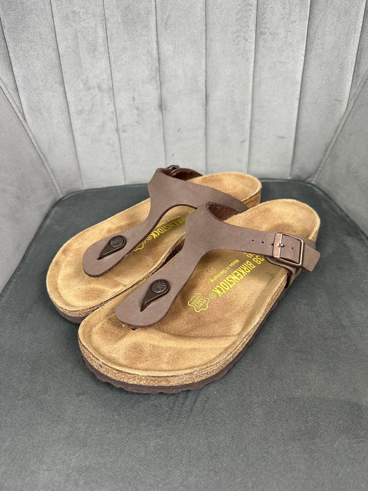 Birkenstock Birkenstock Gizeh Moca Birko-flor Women’s Brown size 38 Size US 8 / IT 38 - 1 Thumbnail