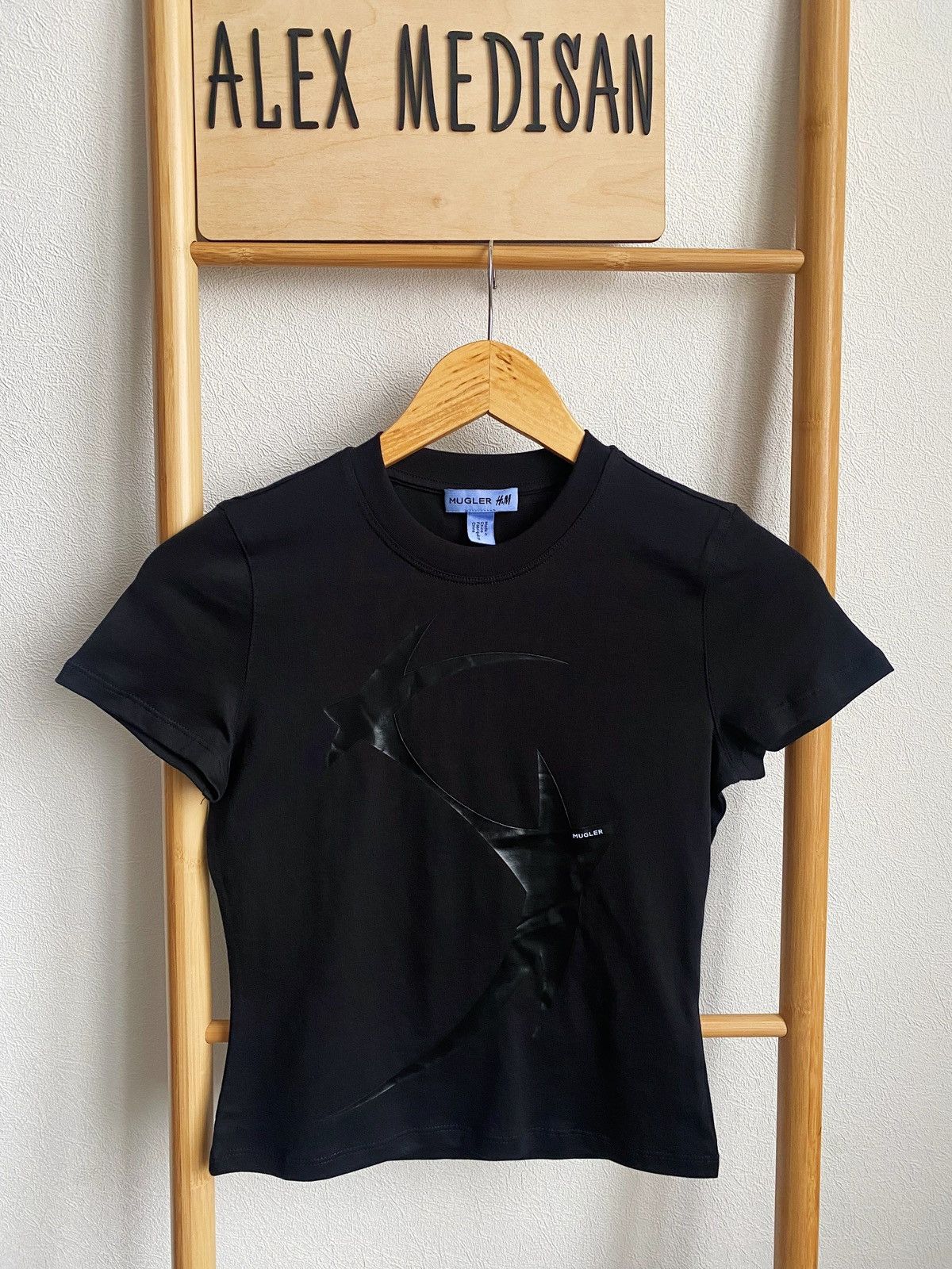 H&M × Mugler × Thierry Mugler Mugler x H&M Printed Fitted T-Shirt Size XS Size XS / US 0-2 / IT 36-38 - 1 Thumbnail