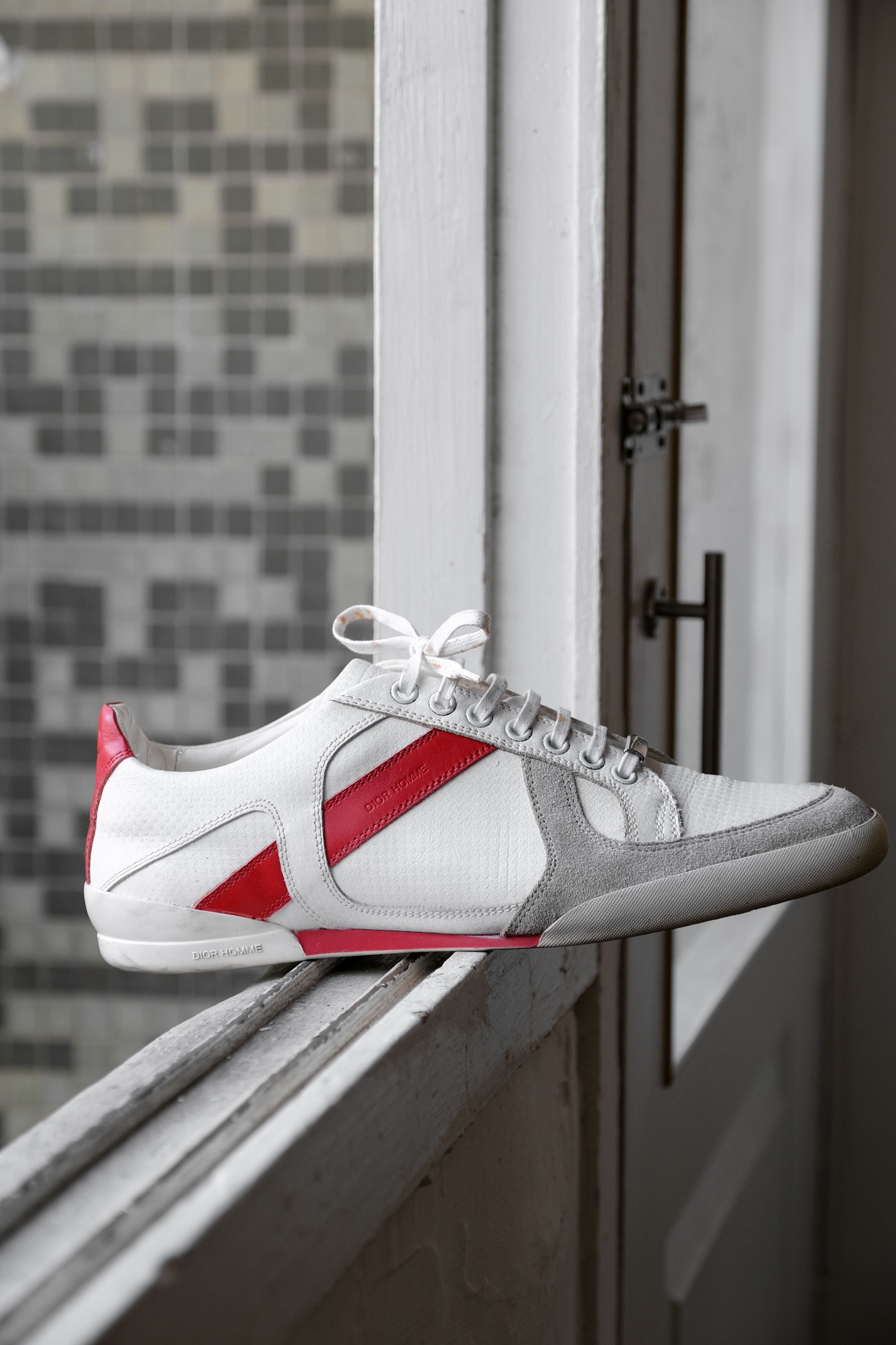 Dior DIOR HOMME White/Red/Grey Leather Sneakers Size US 8.5 / EU 41-42 - 7 Thumbnail
