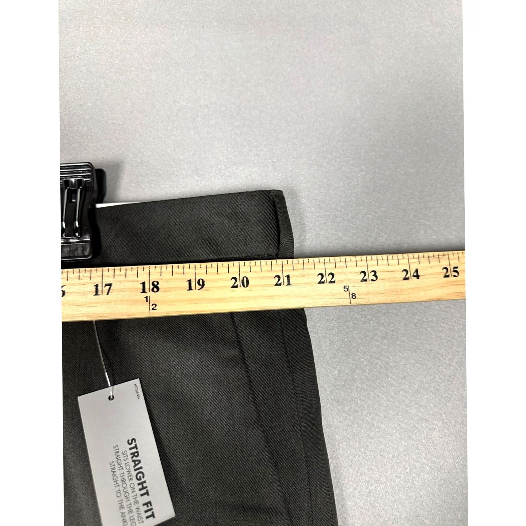 Van Heusen Van Heusen Ultimate Traveler Dress Pants Mens 40x30 Gray Straight Fit NEW Size US 40 / EU 56 - 7 Thumbnail