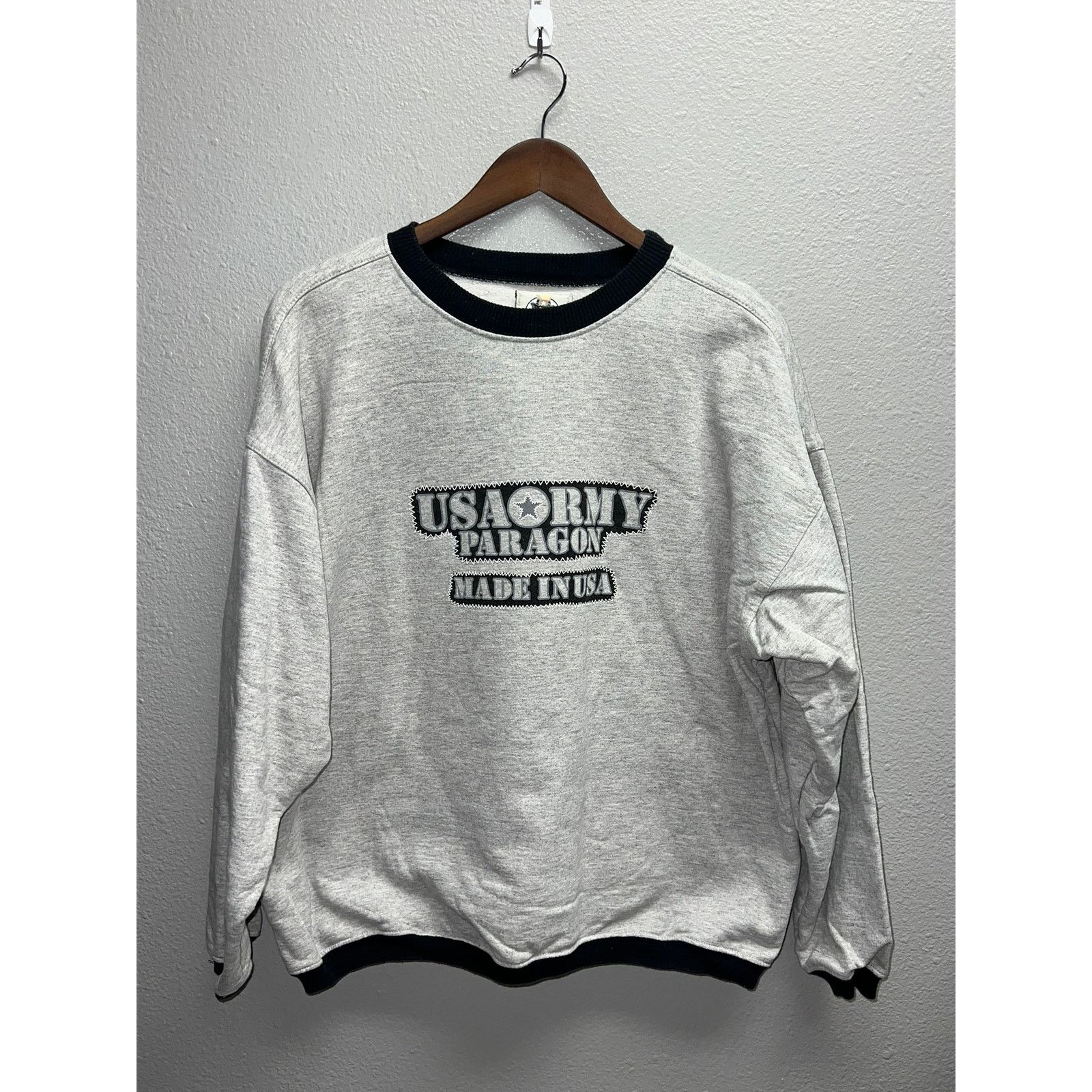 Vintage Vintage US Army Paragon Sweatshirt Military Outpost VTG 90s Size US L / EU 52-54 / 3 - 1 Thumbnail