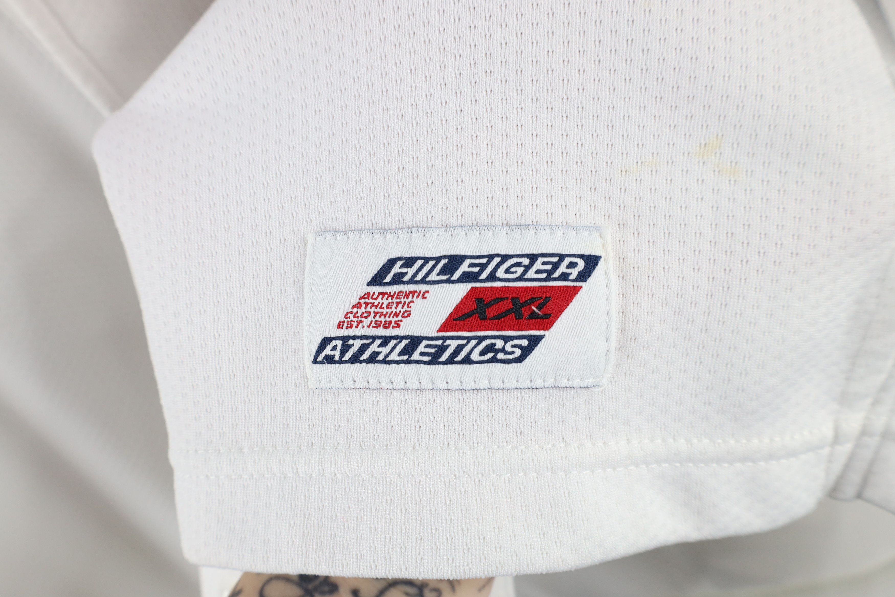 Tommy Hilfiger × Vintage Vintage 90s Tommy Hilfiger Spell Out Baseball Jersey White Size US L / EU 52-54 / 3 - 6 Thumbnail
