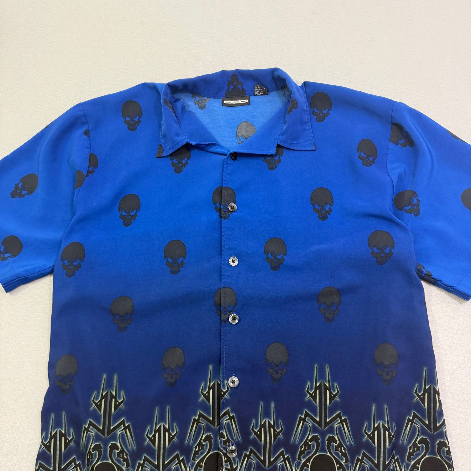 Vintage Vintage ODO Shirt Men's Extra Large Blue Skull Goth Emo y2k Size US XL / EU 56 / 4 - 2 Thumbnail