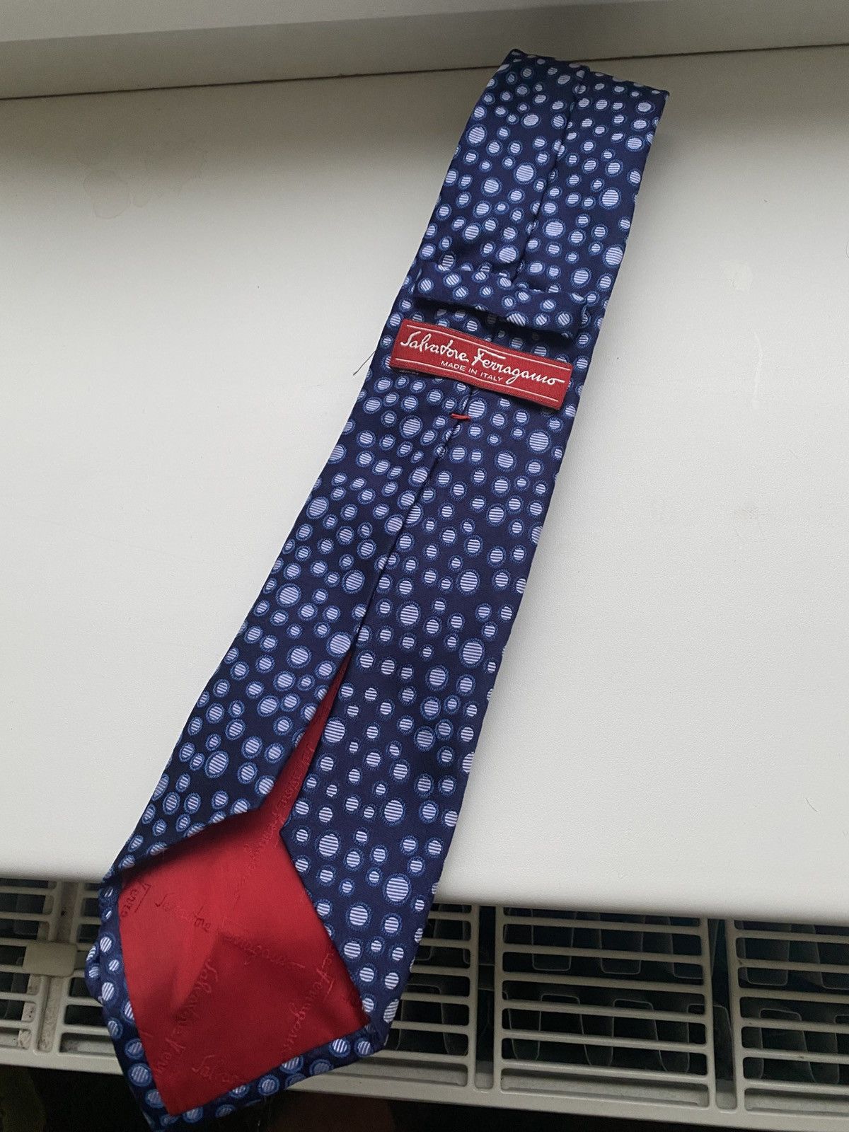 Salvatore Ferragamo Salvatore Ferragamo Tie 100% Silk Made In Italy Size ONE SIZE - 1 Thumbnail