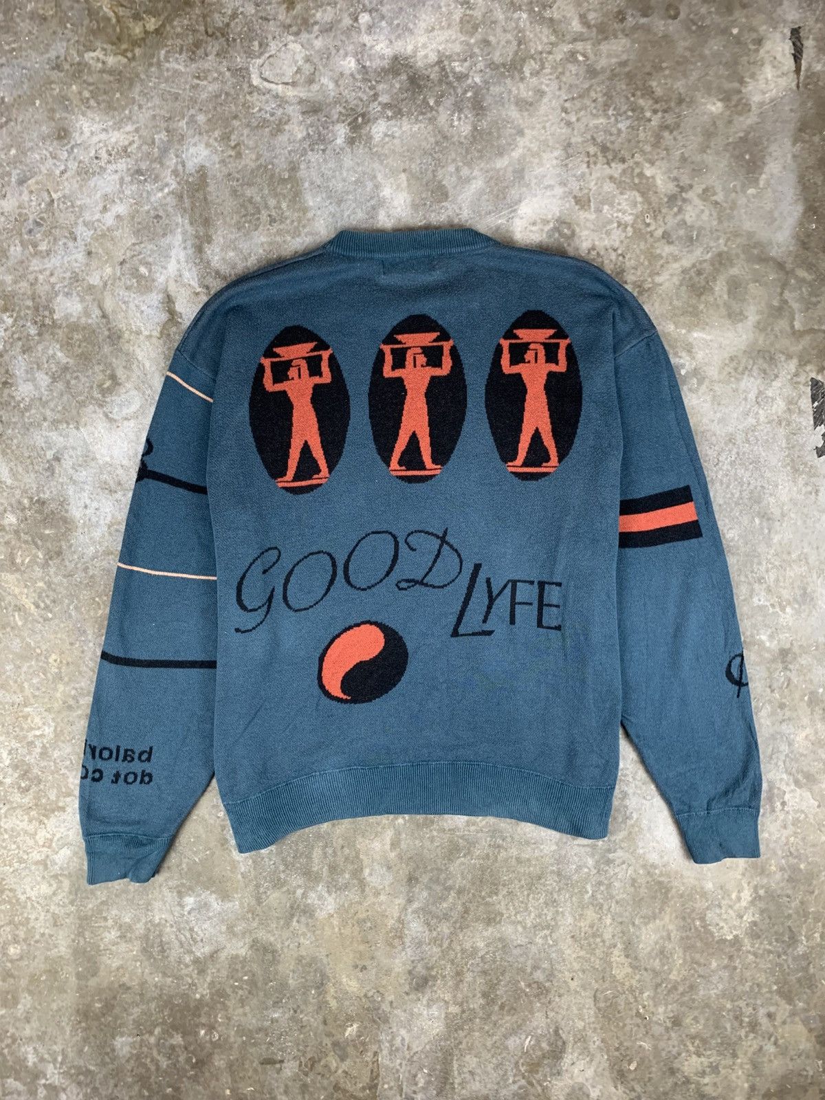 Japanese Brand Japanese Brand Rare Design Sweatshirt Size US M / EU 48-50 / 2 - 1 Thumbnail