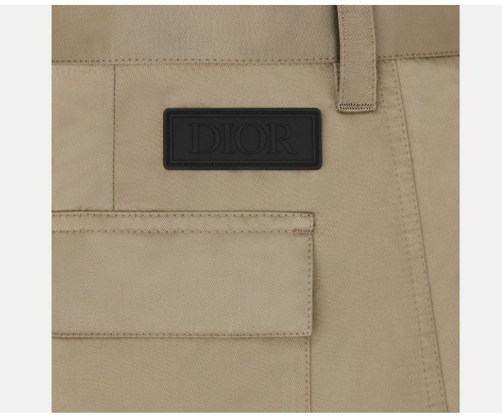 Dior o1w1db11224 Cargo Bermuda Short in Beige Size US 32 / EU 48 - 3 Thumbnail