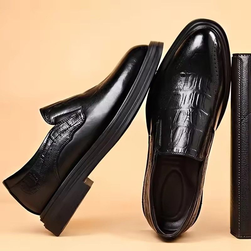 Japanese Brand Crocodile Embossed Slip-On Loafer Dress Shoe Size US 10 / EU 43 - 1 Thumbnail
