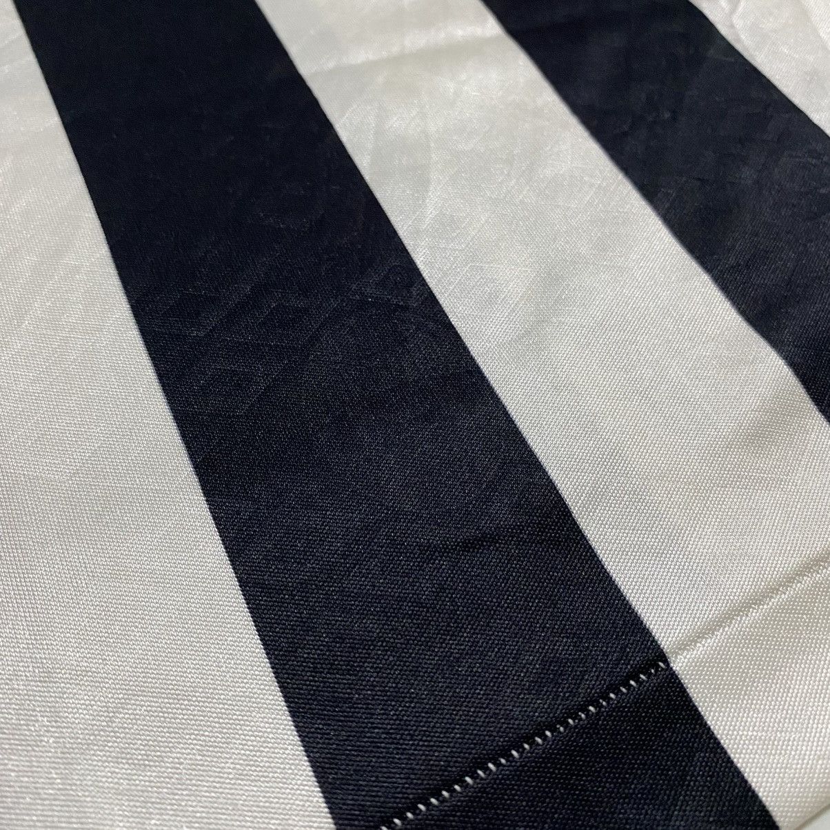 Vintage Vintage Template Juventus FC 89/90 Home Longsleeve Jersey Size US S / EU 44-46 / 1 - 7 Thumbnail