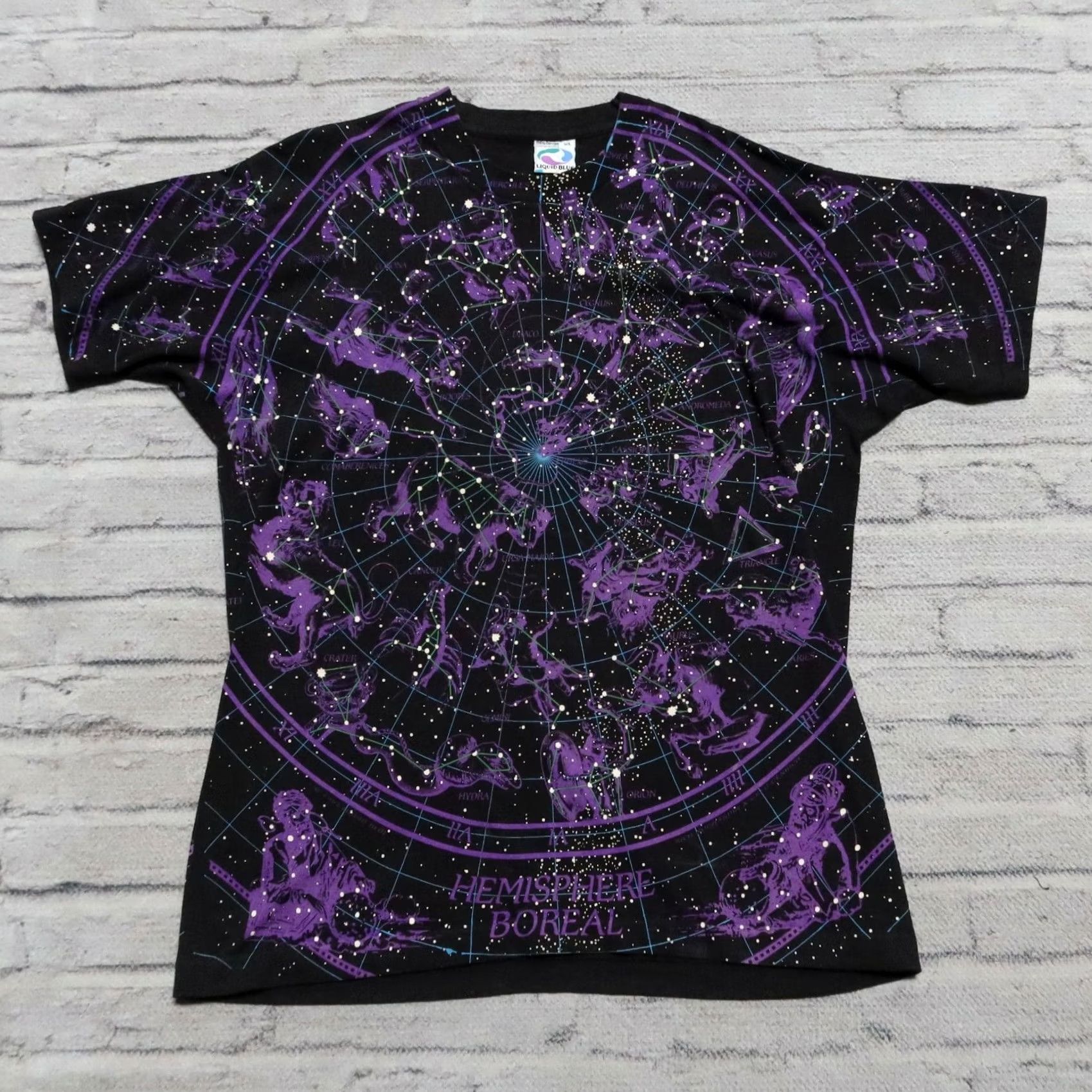 Liquid Blue VINTAGE Liquid Blue Hemisphere Boreal Shirt XL Black Mens T-Shirt 90s Vintage Printed All Over Print Size US XL / EU 56 / 4 - 2 Thumbnail