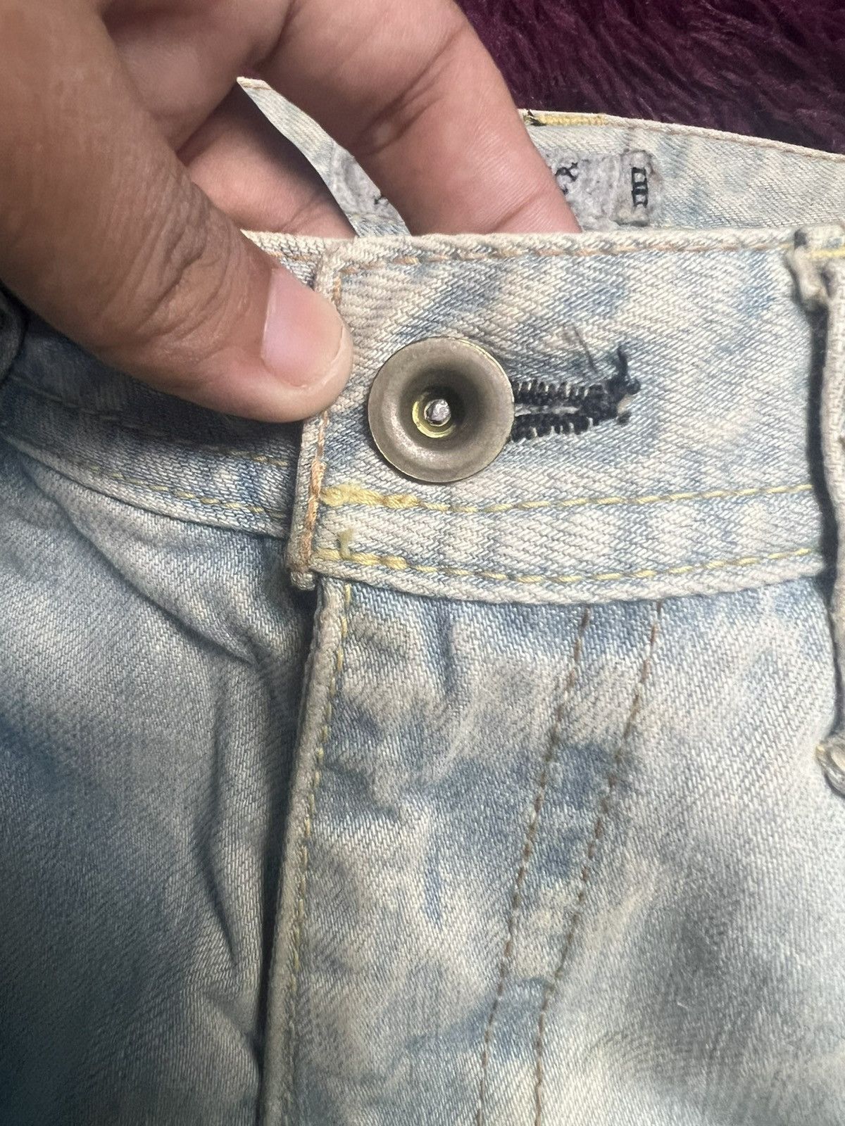 TROVE Archive TROVE Japanese Brand Distressed Light Wash Denim(45) Size US 34 / EU 50 - 8 Thumbnail