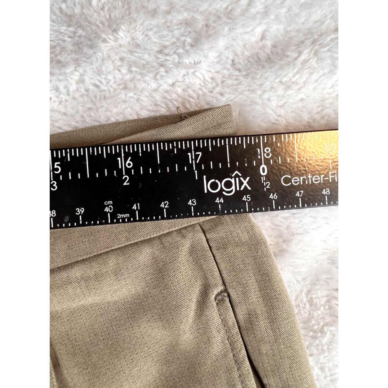 Tommy Bahama Tommy Bahama Shorts Mens 36L Beige Silk Blend Pleated Beach Travel Golf Chino Casual Size US 36 / EU 52 - 7 Thumbnail