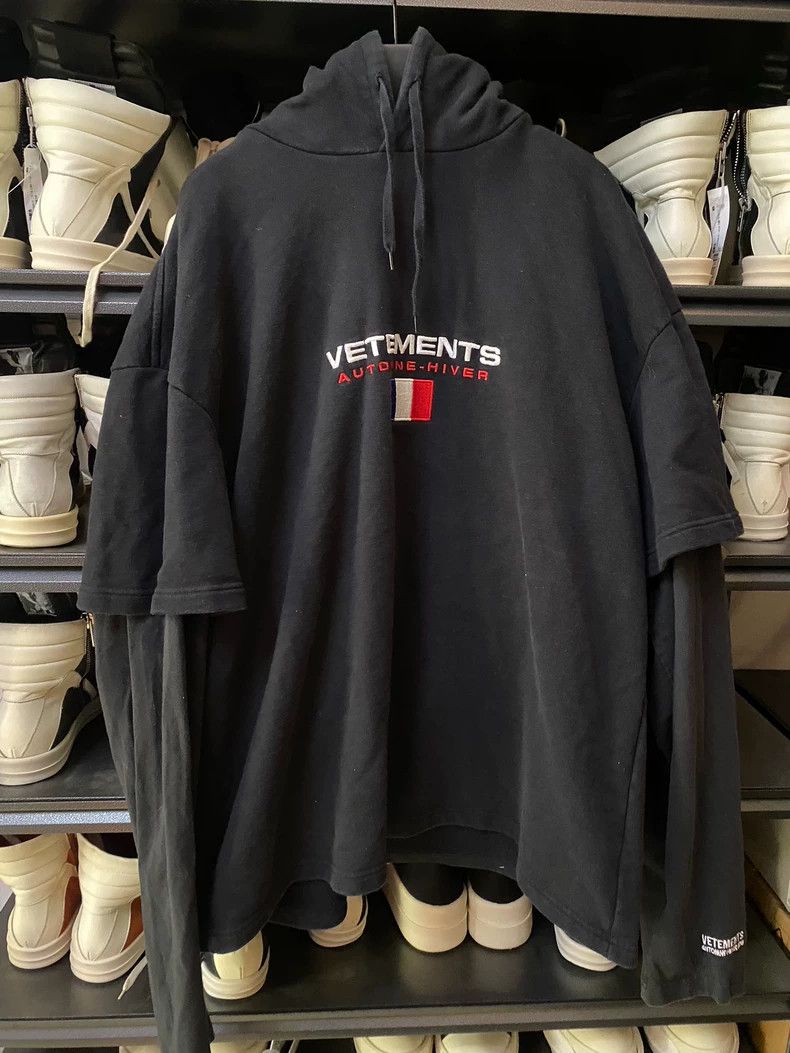 Vetements Vetements Fake two-piece hooded sweatshirt with French fla Size US S / EU 44-46 / 1 - 1 Thumbnail