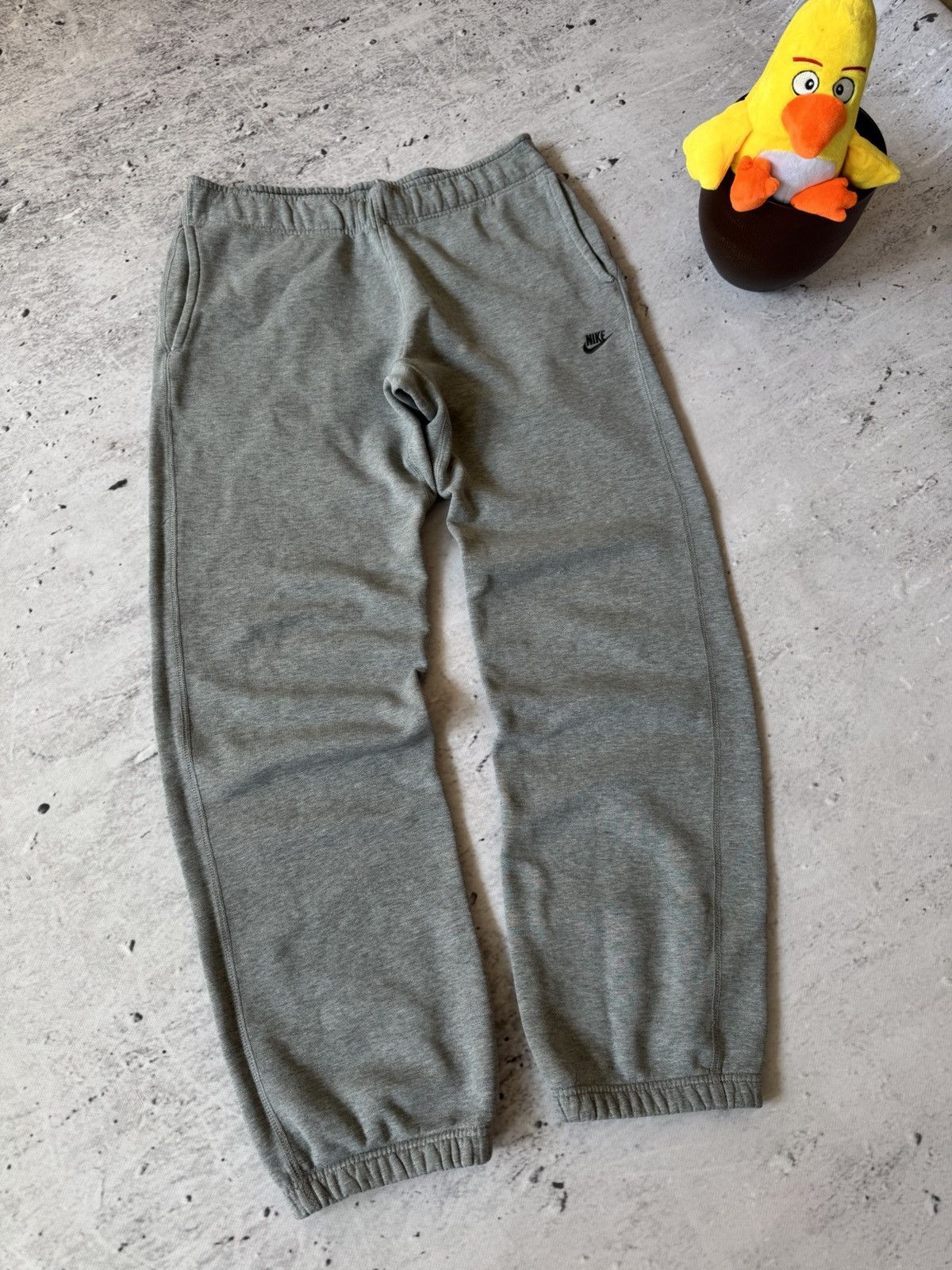 Nike × Vintage NIKE VINTAGE Y2K OVERSIZE BAGGY FIT PANTS SWEATPANTS Size US 32 / EU 48 - 1 Thumbnail