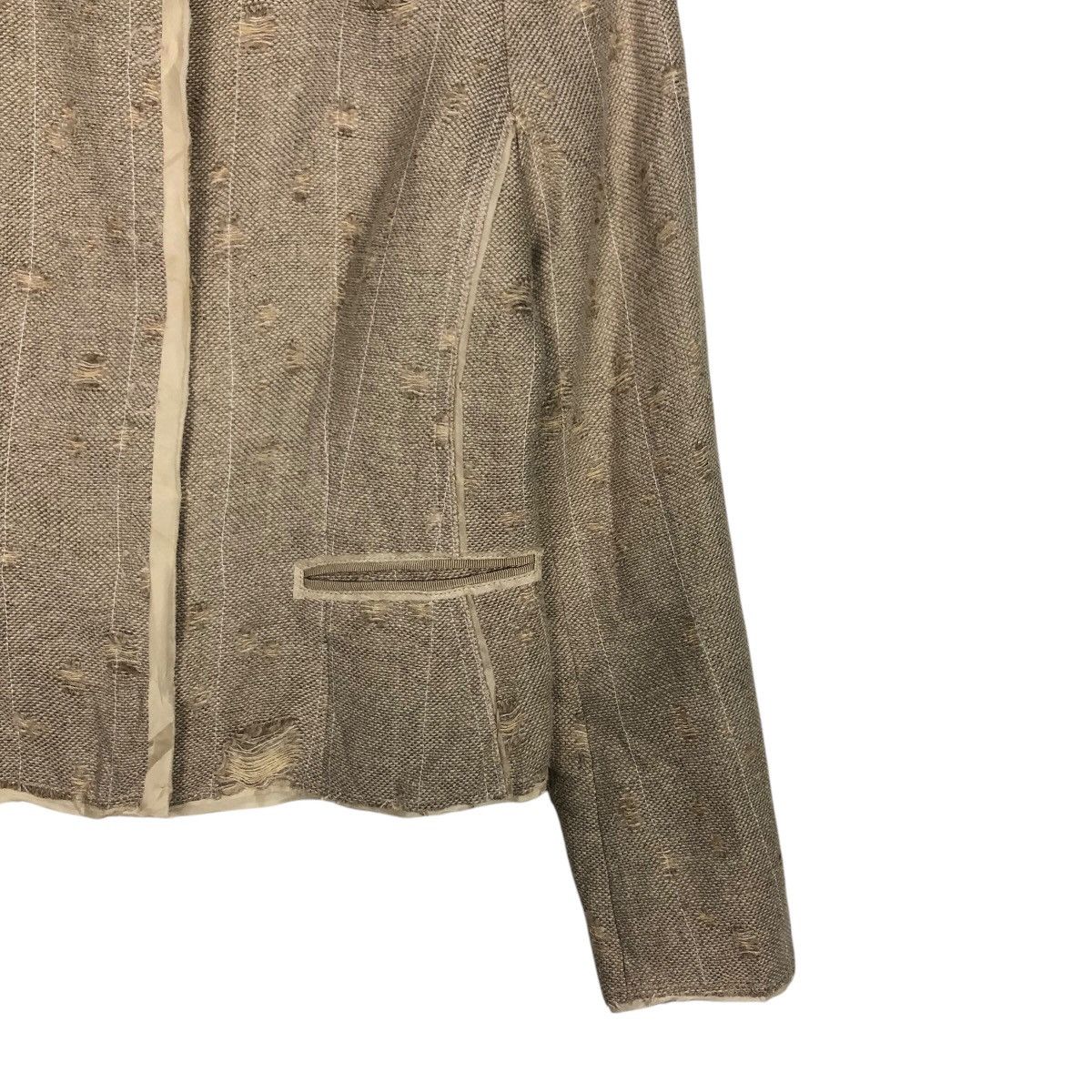 Prada 📌Rich Grey Cropped Distressed Tweed Jacket Prada Milano Size M / US 6-8 / IT 42-44 - 6 Thumbnail