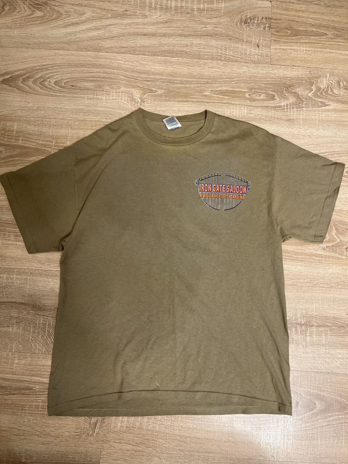 Band Tees × Vintage Vintage iron gate saloon t shirt Size US L / EU 52-54 / 3 - 2 Thumbnail