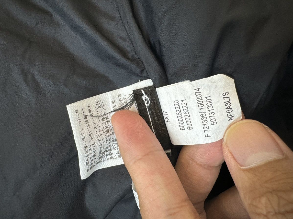 Sacai × The North Face TNF Sacai collab down jacket. Size S / US 4 / IT 40 - 15 Thumbnail