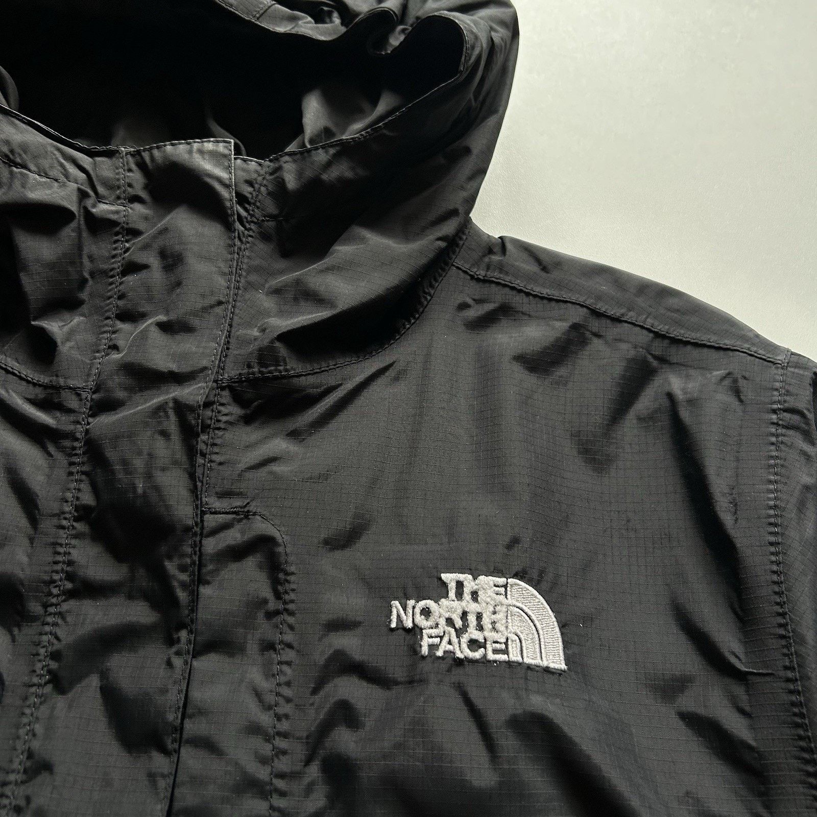 The North Face × Vintage The North Face Rain Jacket Women's Small Black Hyvent Rare Size S / US 4 / IT 40 - 3 Thumbnail