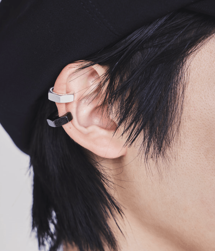 Yohji Yamamoto Yohji Yamamoto BRASS NUT EAR CUFF Size ONE SIZE - 3 Thumbnail