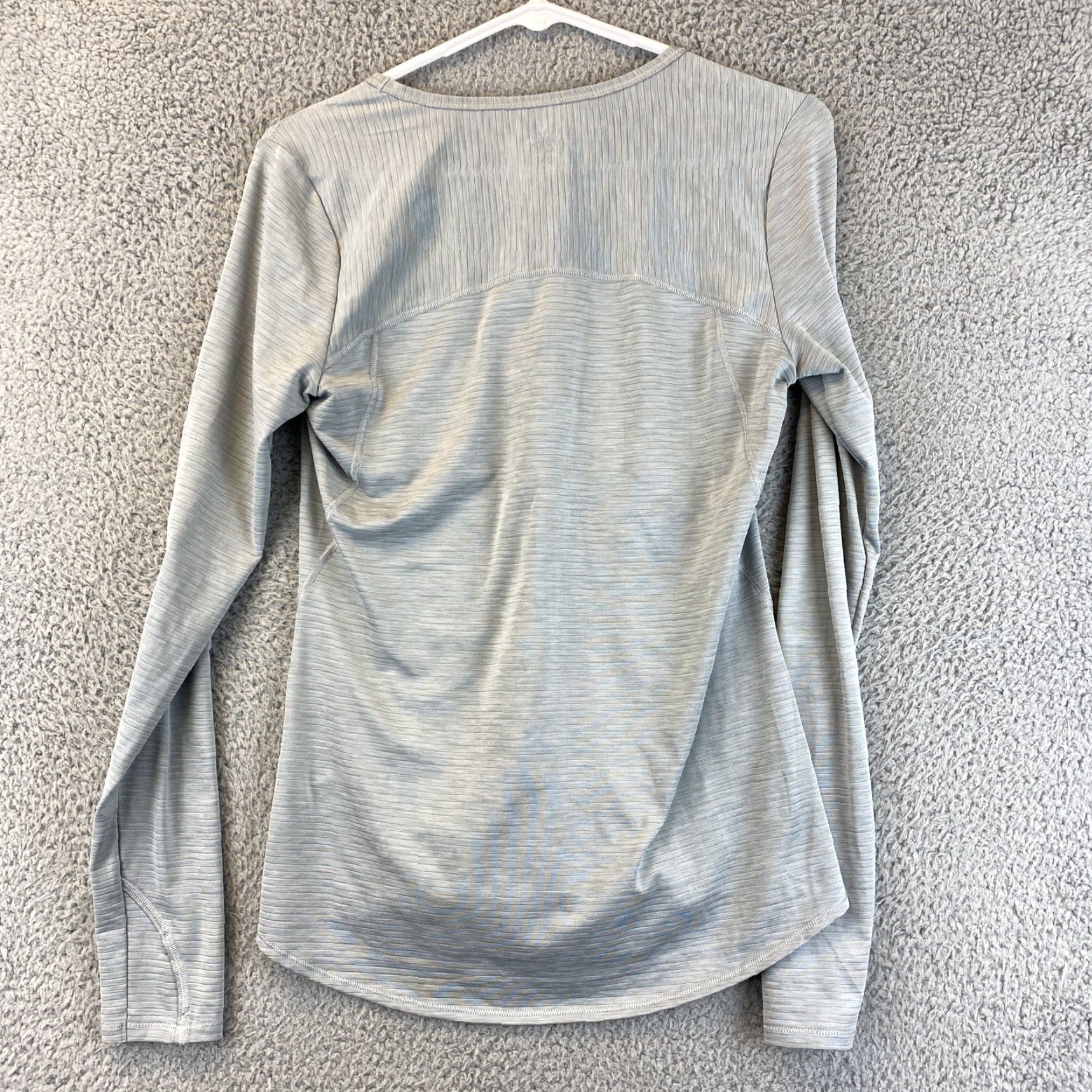 Athleta Athleta Seamless Long Sleeve Top S Women Yoga Workout Active Gray 53-15 Size S / US 4 / IT 40 - 6 Thumbnail