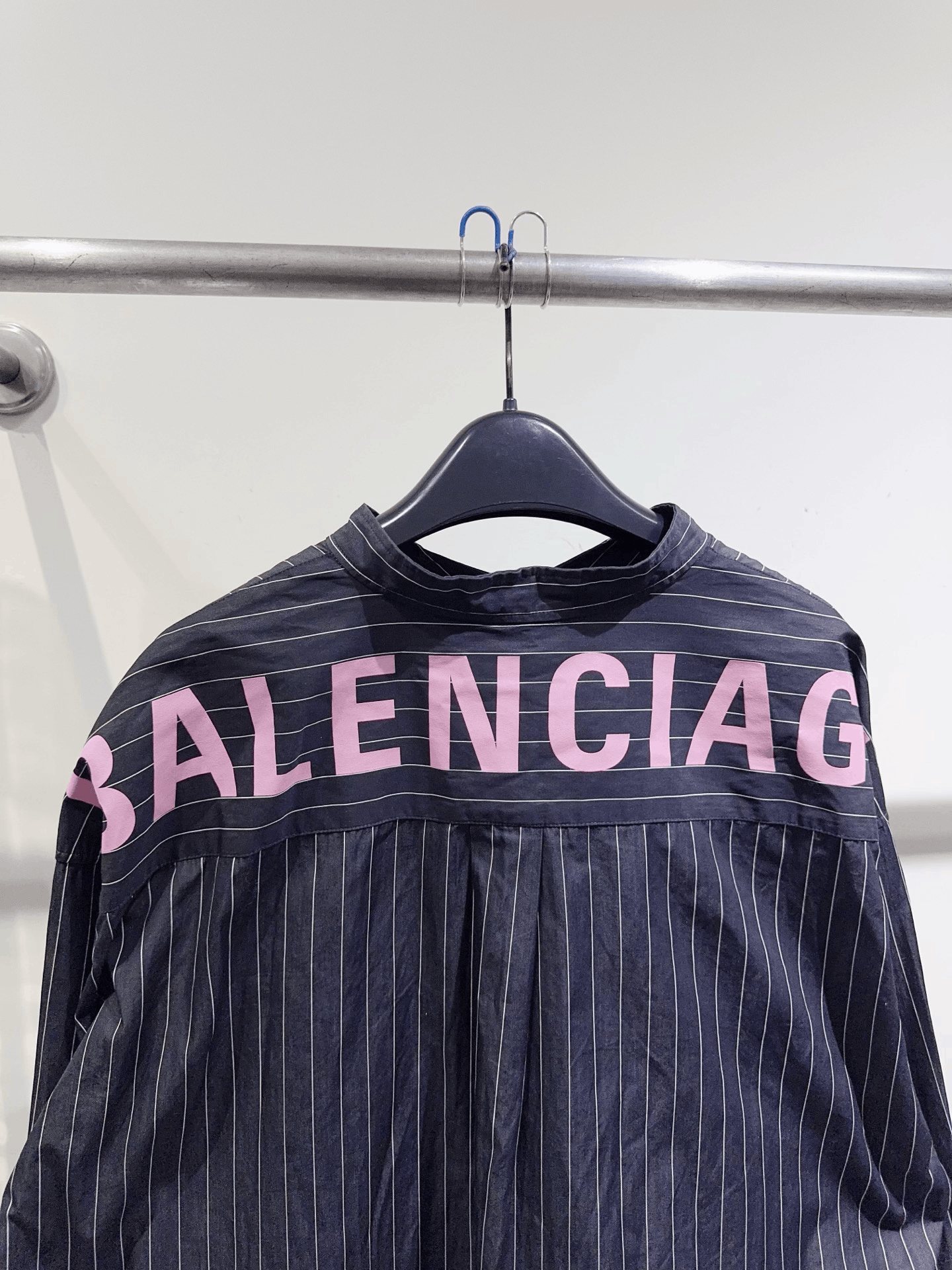 Balenciaga balenciaga striped shirt with logo detail Size US M / EU 48-50 / 2 - 2 Thumbnail