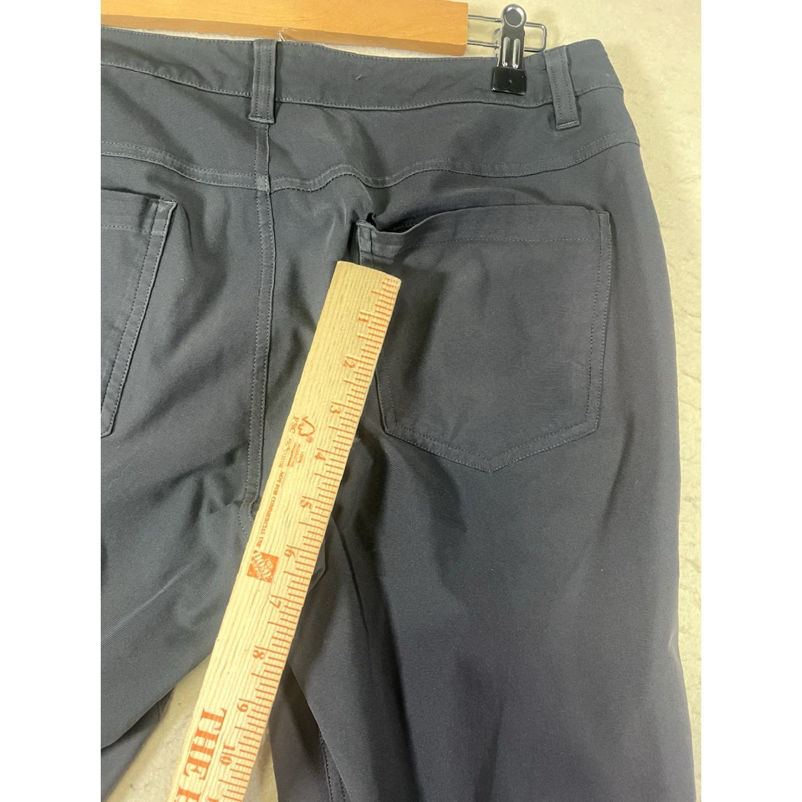 Lululemon Lululemon Pants Mens Dark Gray Classic Size 34 See Measurements See All Pics Size US 34 / EU 50 - 7 Thumbnail