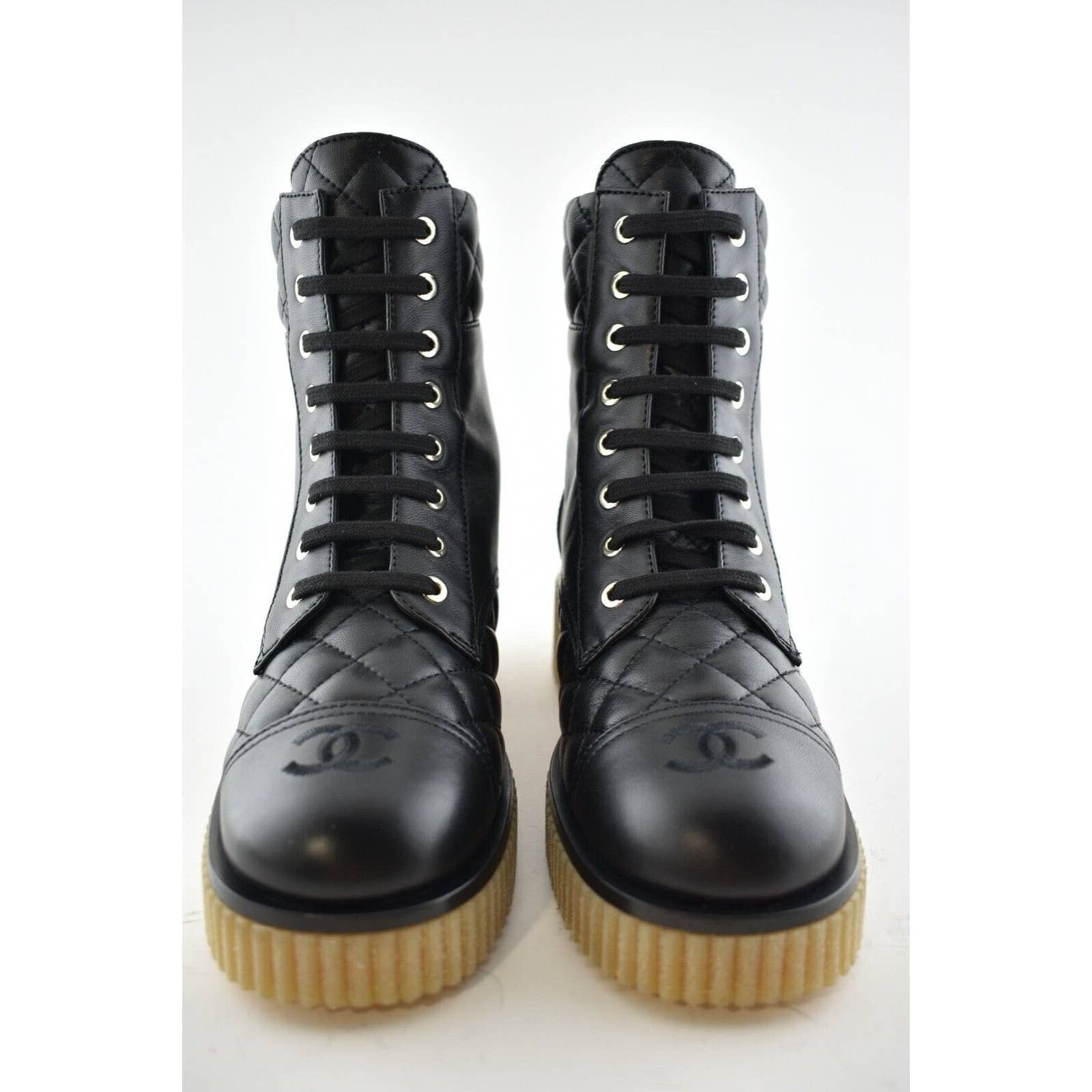 Chanel Chanel 20B Black Quilted CC Platform Combat Lace Up Ankle Size US 7.5 / IT 37.5 - 4 Thumbnail