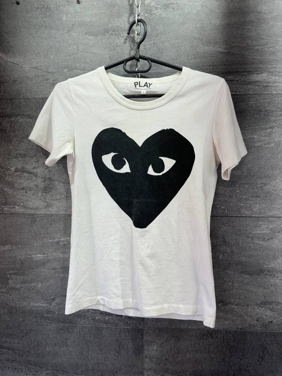 Comme des Garcons PLAY Come Des Garcons Big Heart T- Shirt Japan Size S / US 4 / IT 40 - 1 Thumbnail