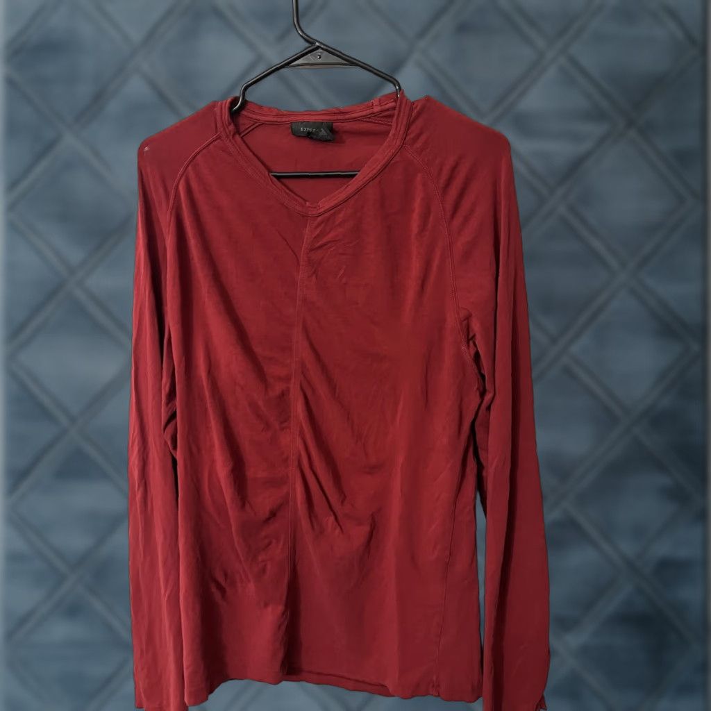 Express VINTAGE Express Women's Sweater Shirt Small Red Preppy Ribbed V-Neck 90s Retro Size S / US 4 / IT 40 - 1 Thumbnail