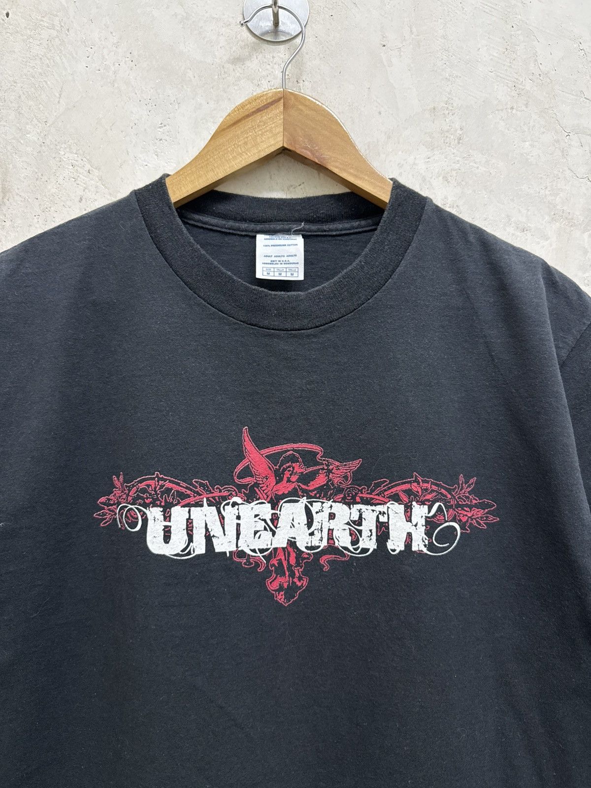 Band Tees 2000s Unearth Poems Cupid Band Tees Size US M / EU 48-50 / 2 - 2 Thumbnail