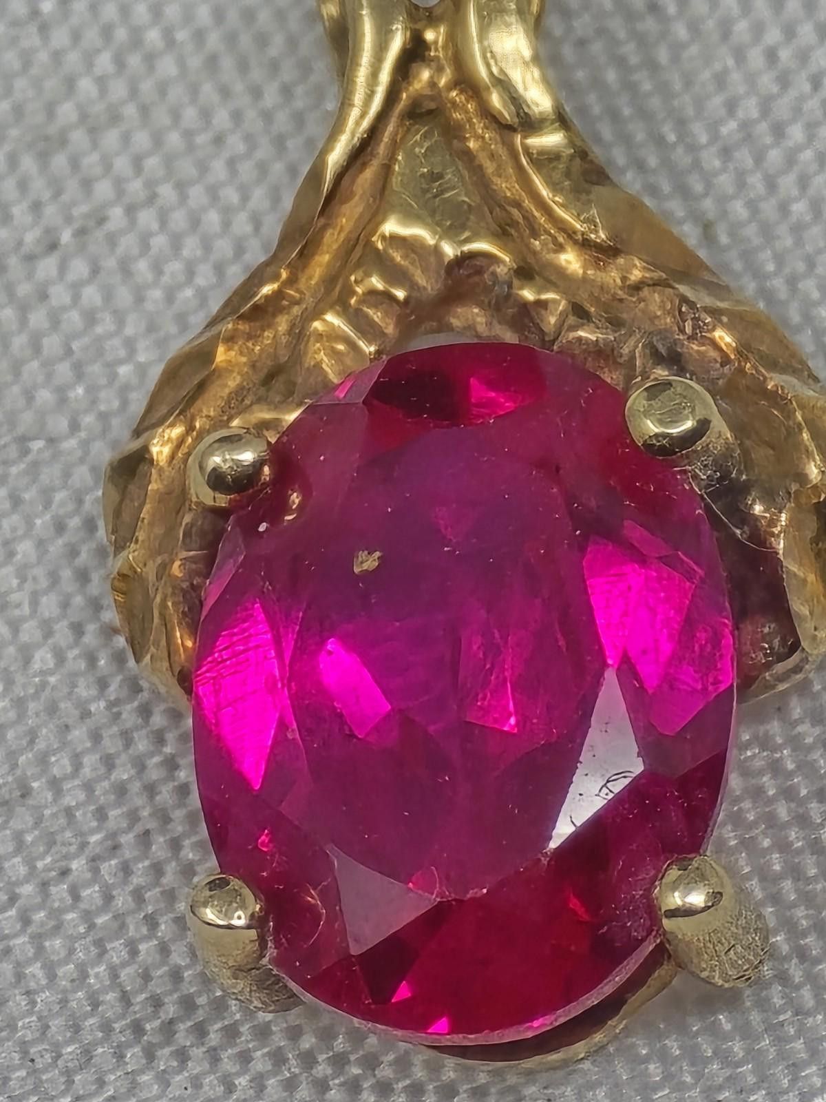 The Unbranded Brand ​Vtg 10k Yellow Gold Estate Ruby Pendant & Garnet Earrings Size ONE SIZE - 8 Thumbnail