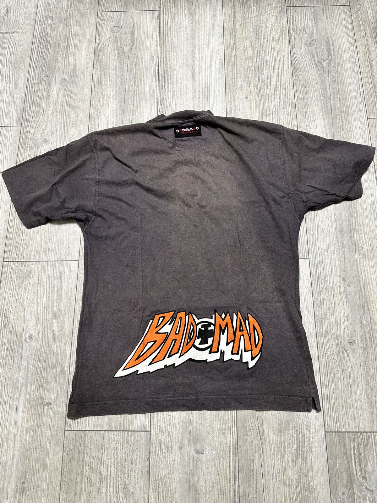 Band Tees Vintage T-Shirt Bad Mad Movie Band Tees Japan Style Y2K 90s Size US L / EU 52-54 / 3 - 6 Thumbnail