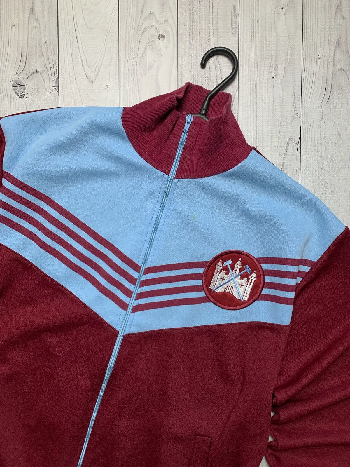 Vintage Vintage west Ham United soccer jacket retro rare logo size M Size US M / EU 48-50 / 2 - 3 Thumbnail