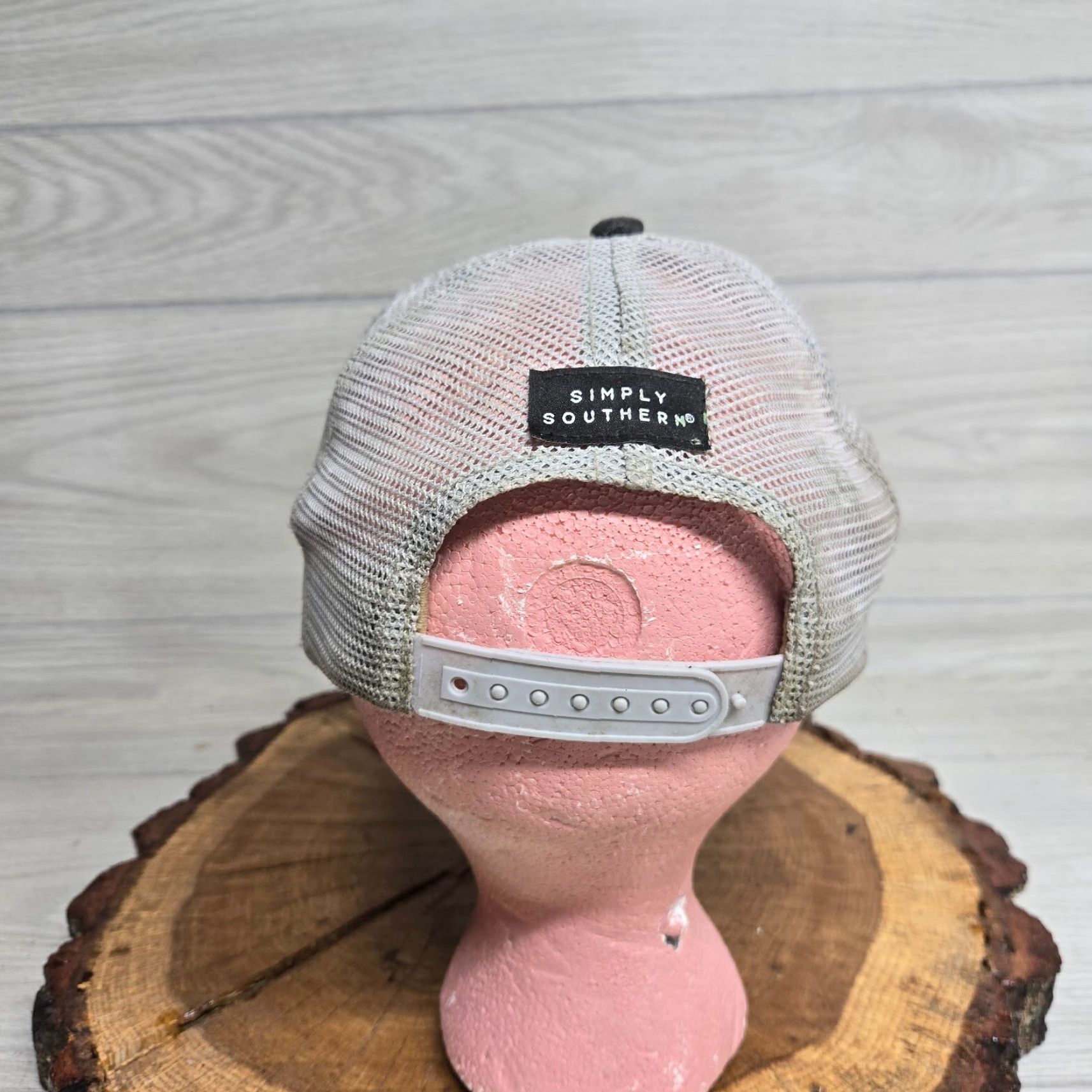 Roper Simply Southern 12 Gauge Snapback Rope Hat Cap Gray and White Trucker Hat Used Mens One Size Gray White Rope Hat Size ONE SIZE - 5 Thumbnail