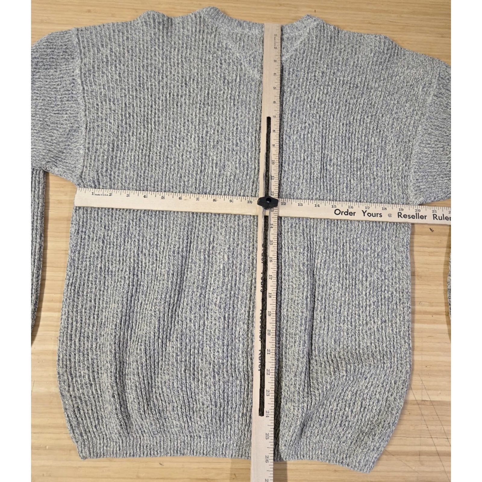Tommy Hilfiger VINTAGE Tommy Hilfiger Sweater Mens Medium Gray V Neck Ribbed Marled Knit Crest Logo Size US M / EU 48-50 / 2 - 7 Thumbnail