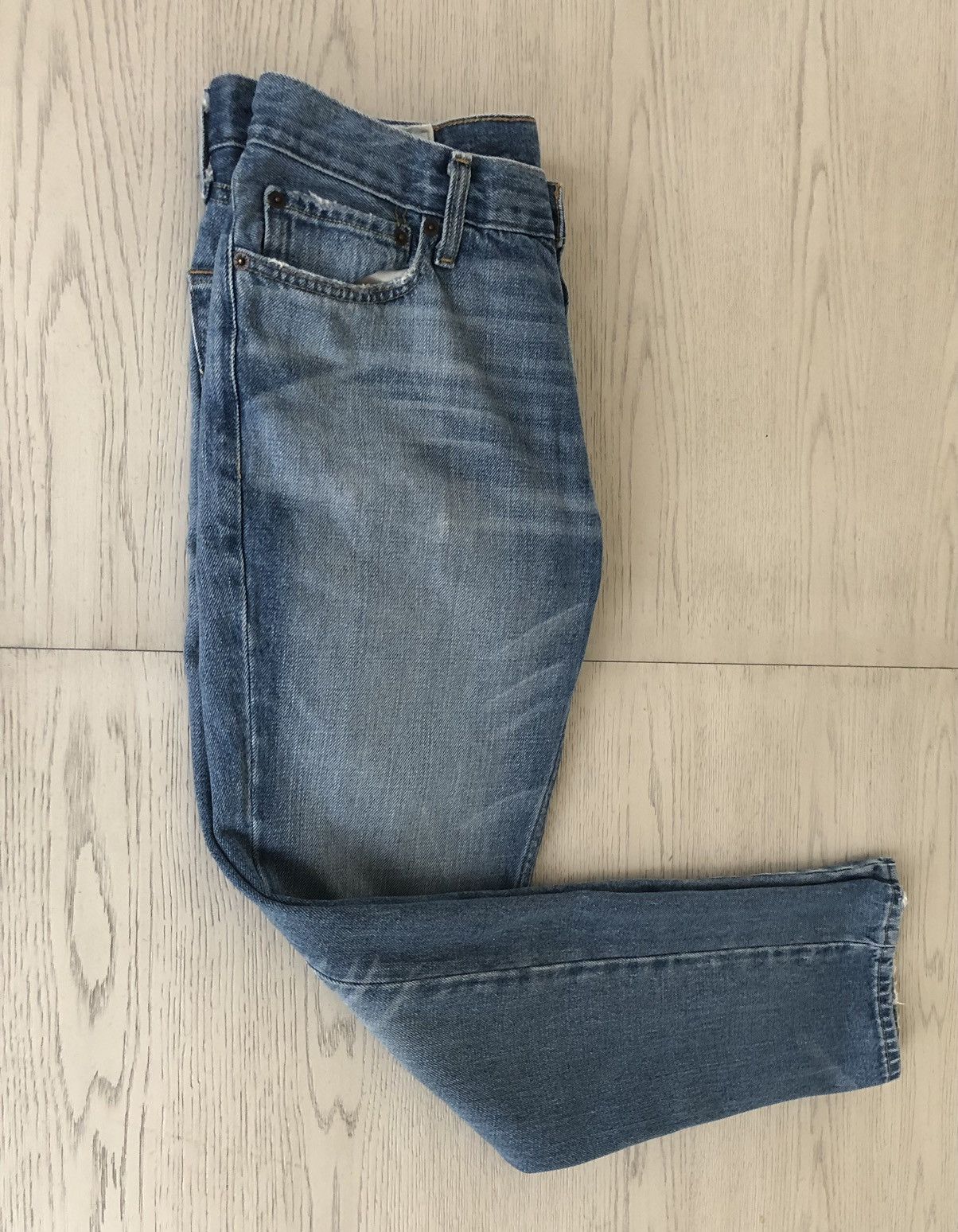 Hollister HOLLISTER Light Wash Stretch Denim Skinny Jean Men's Blue Size US 33 - 1 Thumbnail