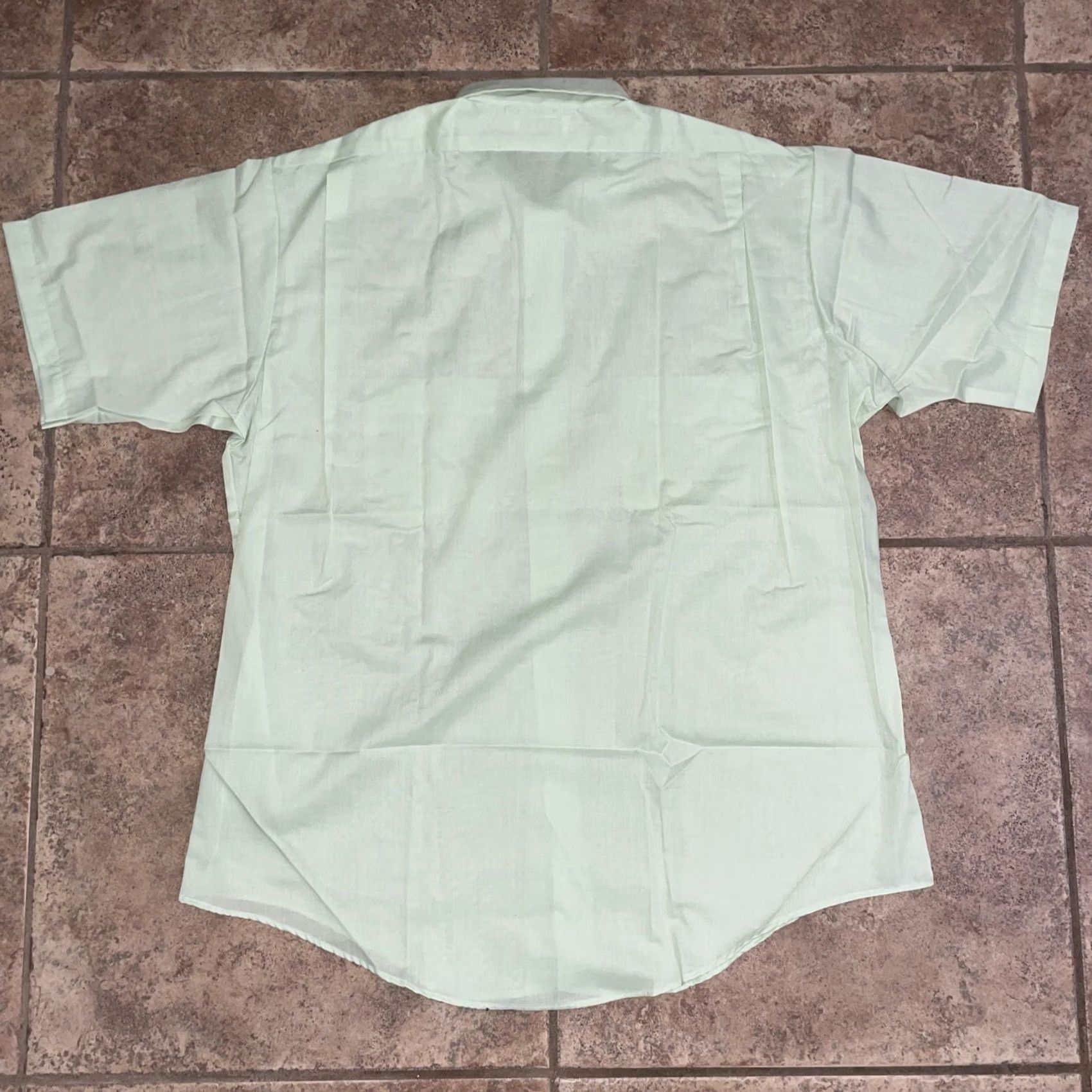 Vintage NWT Donegal Button-Up Shirt Mens XL Green Dacron Blend Short Sleeve Shirt Size US XL / EU 56 / 4 - 4 Thumbnail
