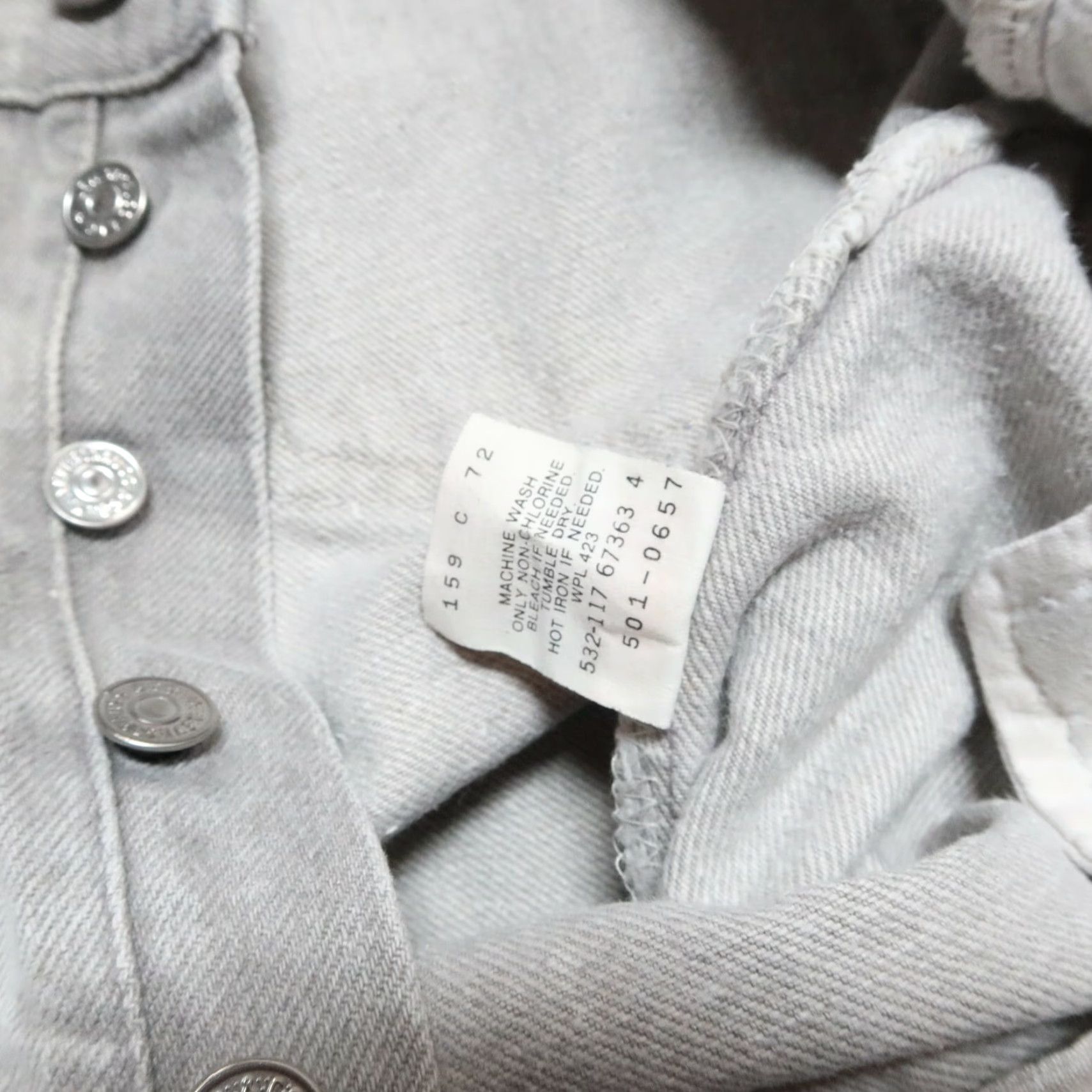 Denime VINTAGE Levis 501 Denim Jeans Mens 32 Grey USA Made 90s Size 32x30 1/2 Button Closure Size US 32 / EU 48 - 7 Thumbnail