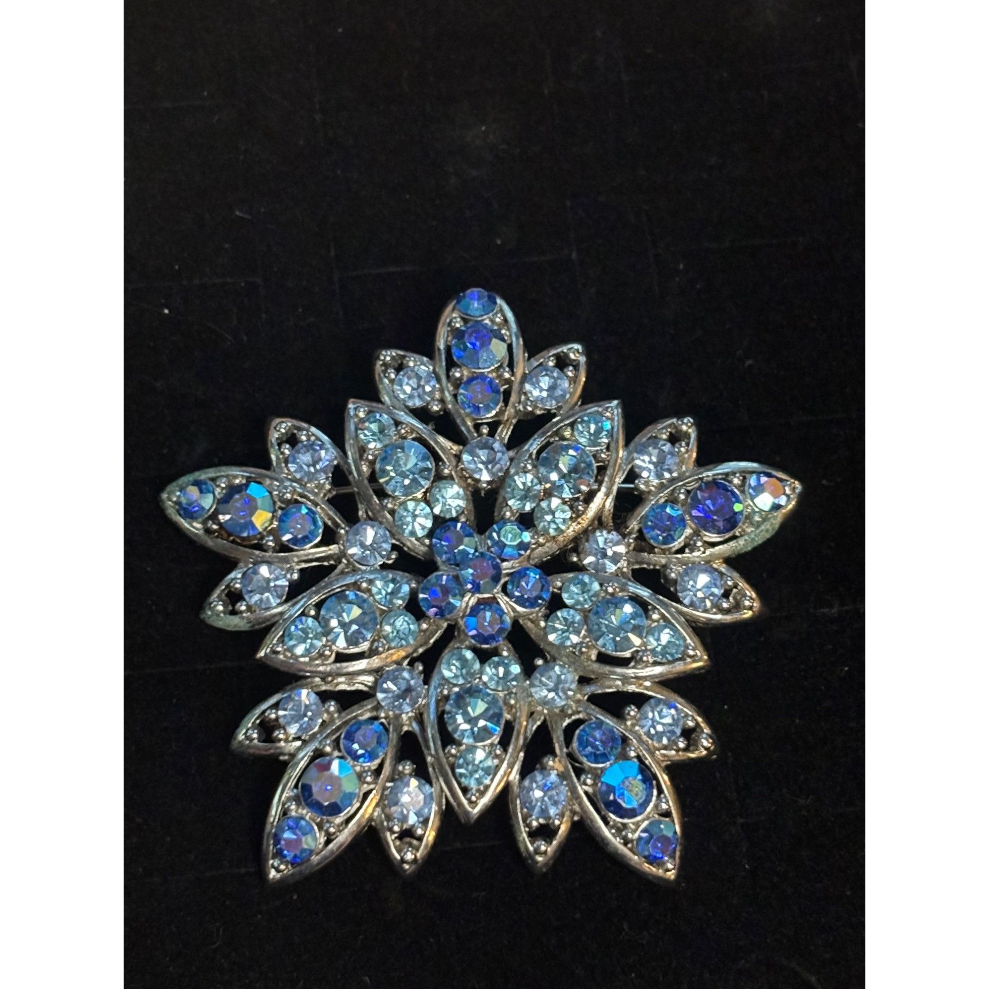 Other Vintage Rhinestone Snowflake Brooch Pin Size ONE SIZE - 5 Thumbnail
