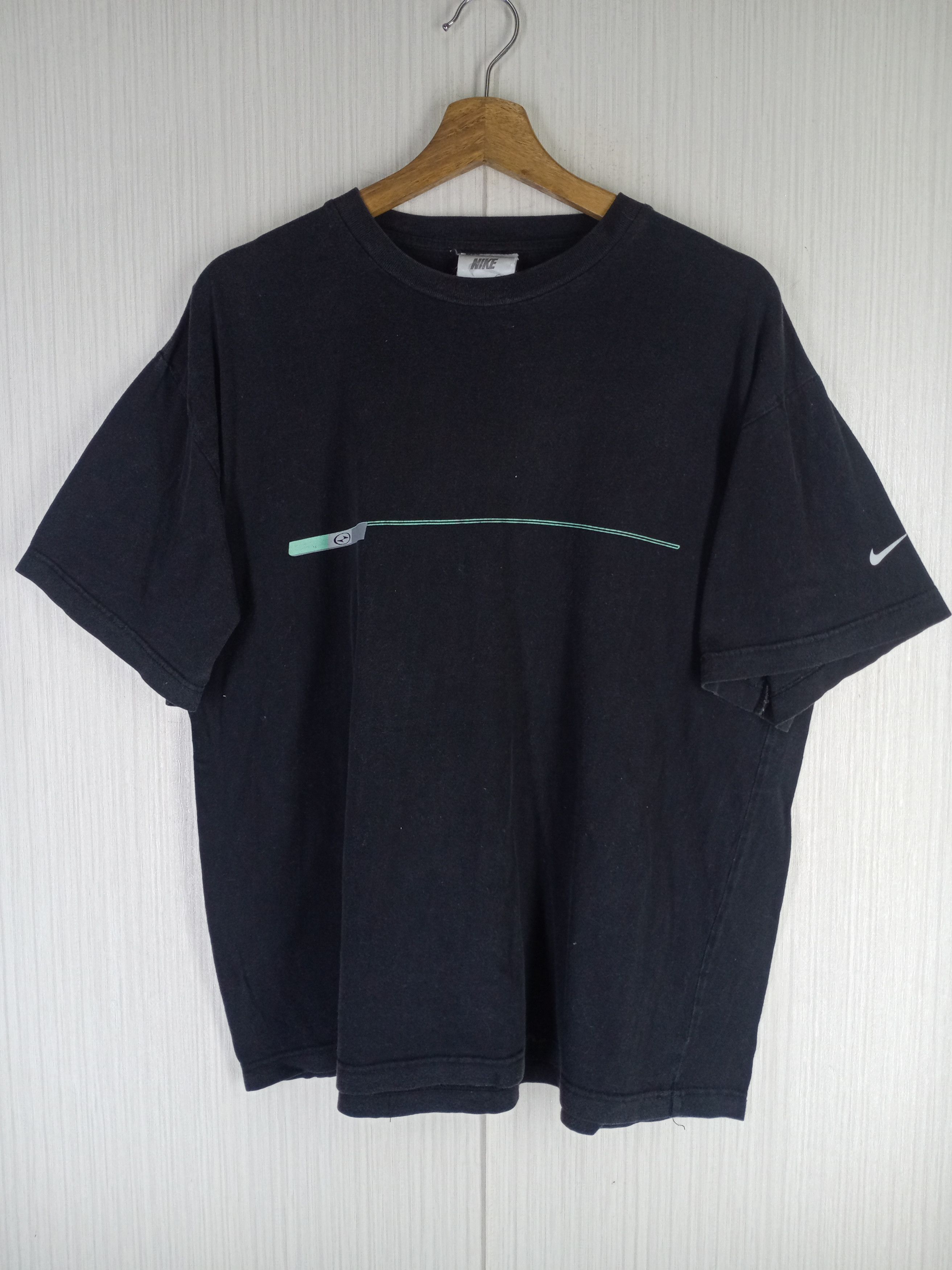 Nike Rare Vintage 00s Nike Tiger Woods Tshirt Size US L / EU 52-54 / 3 - 2 Thumbnail