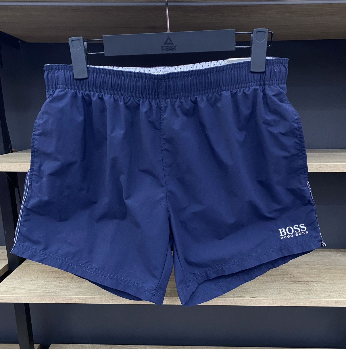 Hugo Boss Hugo Boss Classic Blue Summer Light Shorts Luxury Style Size US 32 / EU 48 - 1 Thumbnail